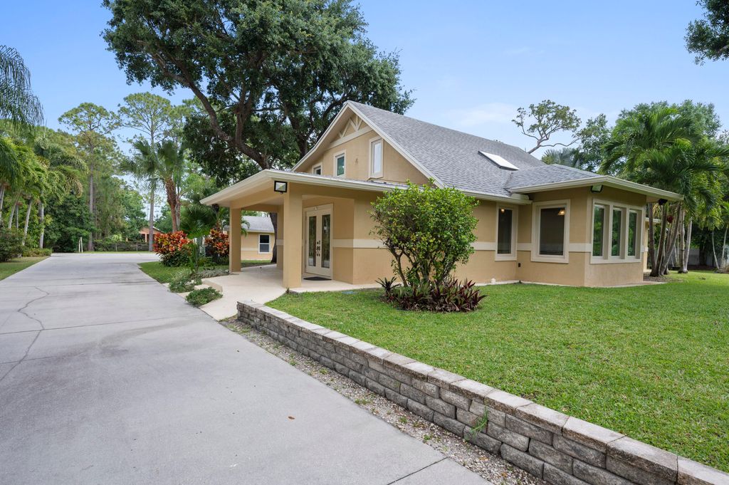 Photo of 12263 Sandy Run, Jupiter, FL 33478 (MLS # B26003430)