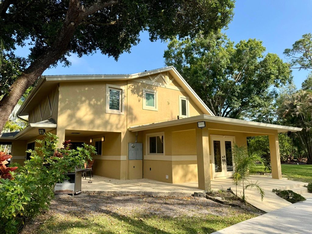 Photo of 12263 Sandy Run, Jupiter, FL 33478 (MLS # B26003430)