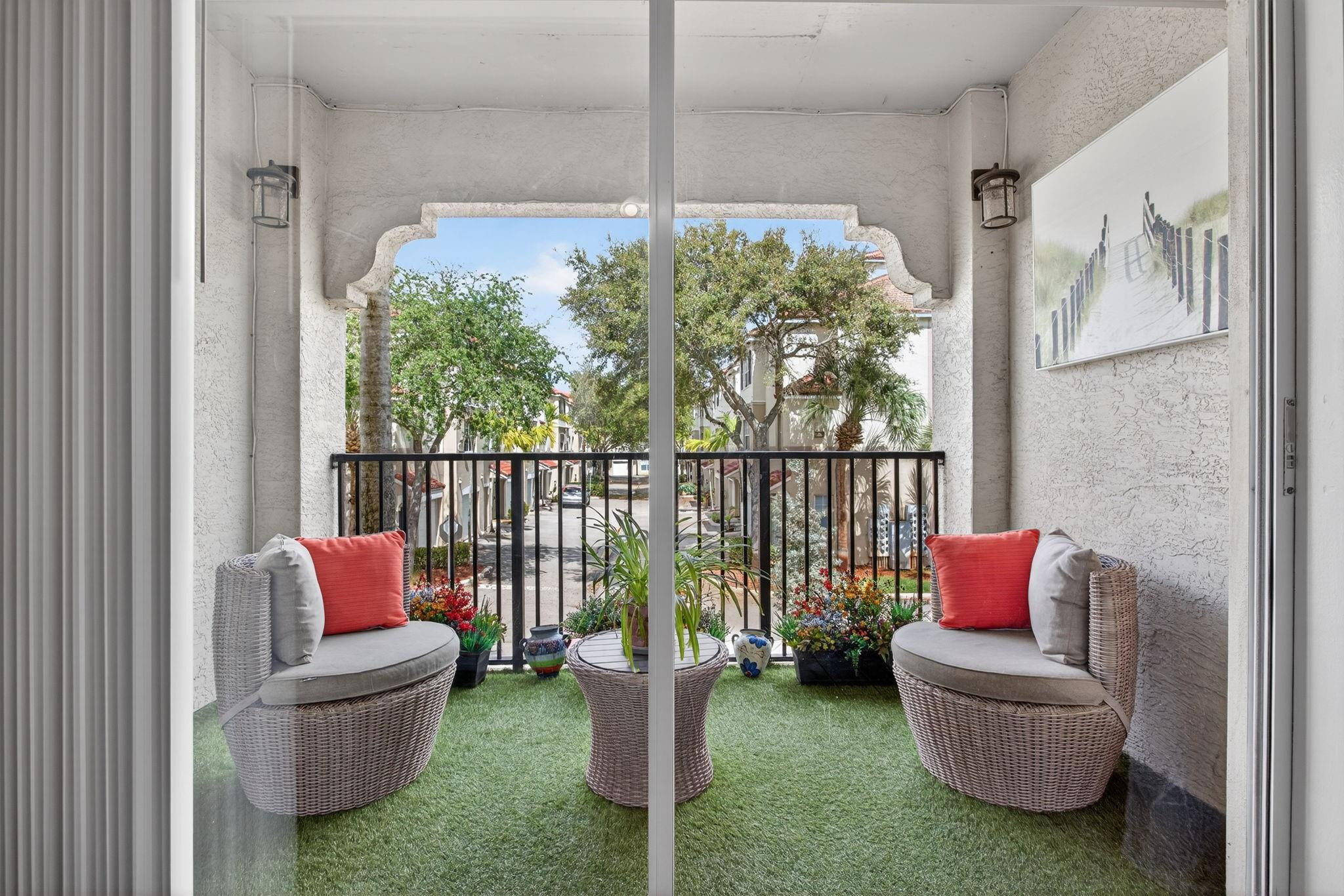 EL-AD POINCIANA - Residential