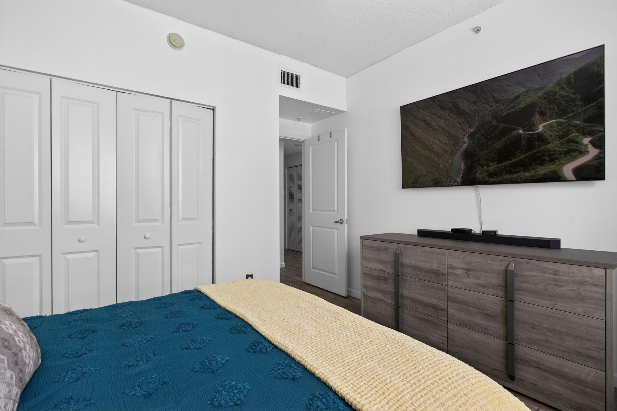 EL-AD POINCIANA - Residential