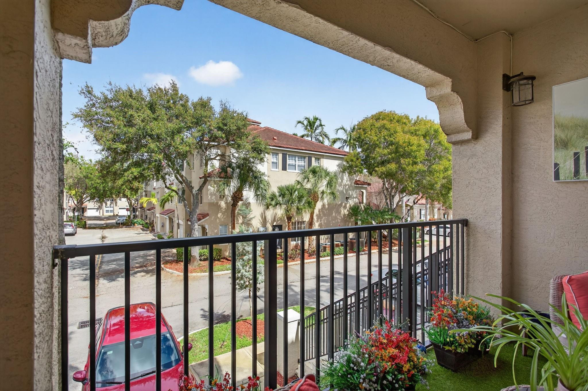 EL-AD POINCIANA - Residential