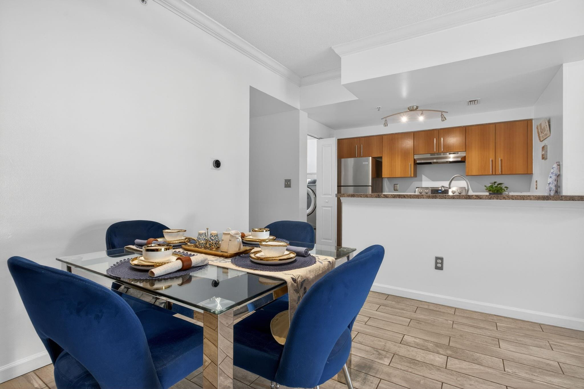 EL-AD POINCIANA - Residential