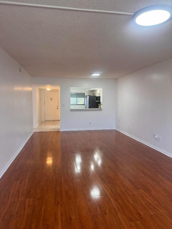 BARRINGTON AT POINCIANA CONDO - Residential Lease