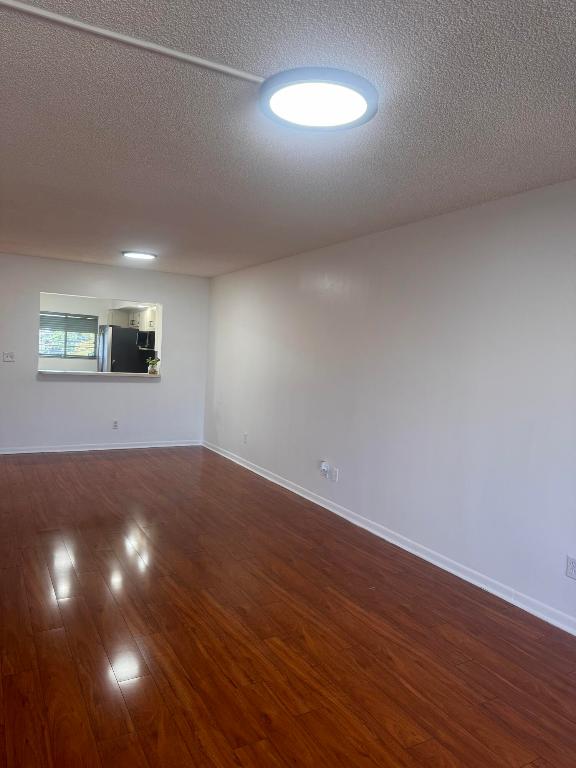 BARRINGTON AT POINCIANA CONDO - Residential Lease