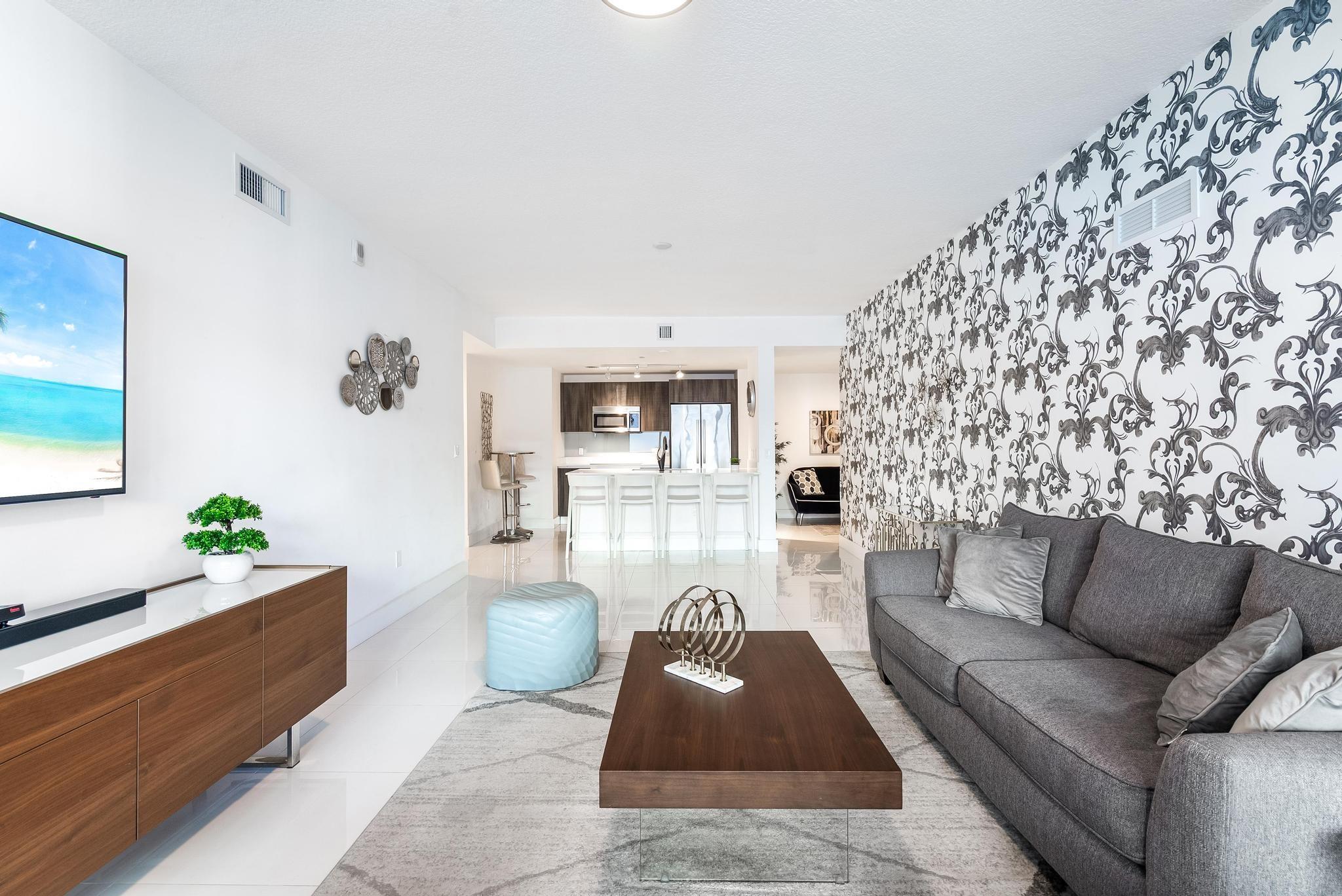 Aria on the Bay - Residential