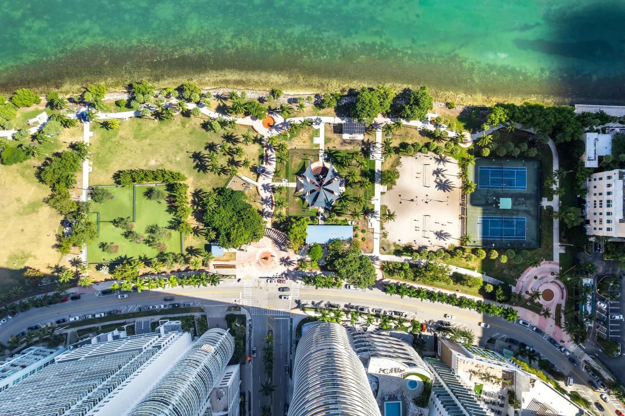 Aria on the Bay - Residential