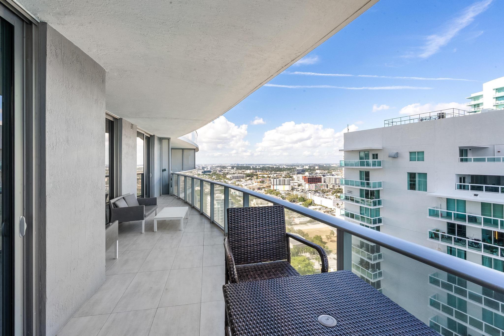 Aria on the Bay - Residential