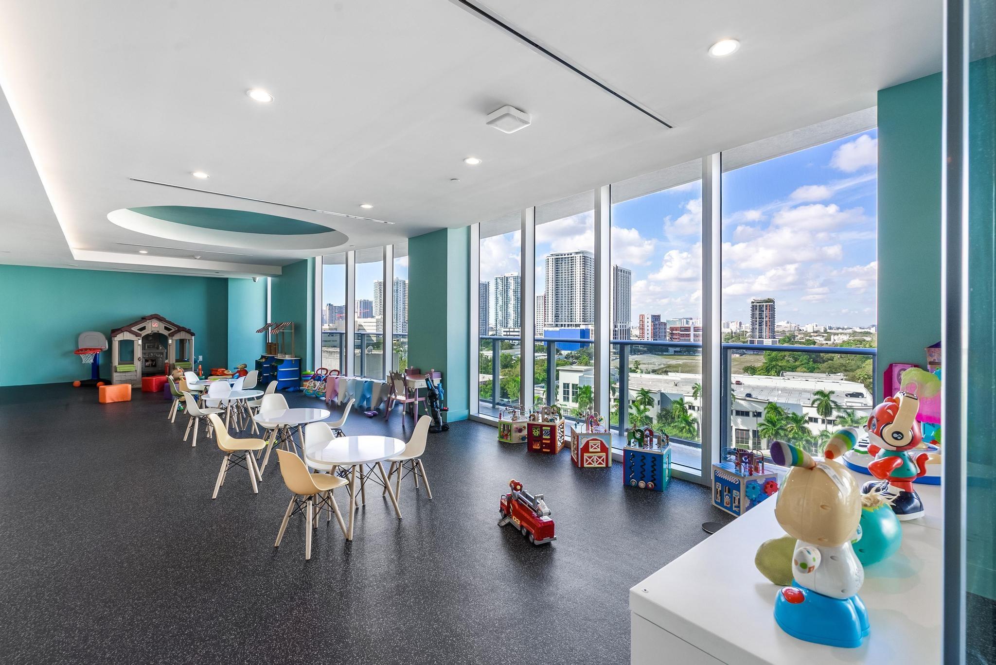 Aria on the Bay - Residential