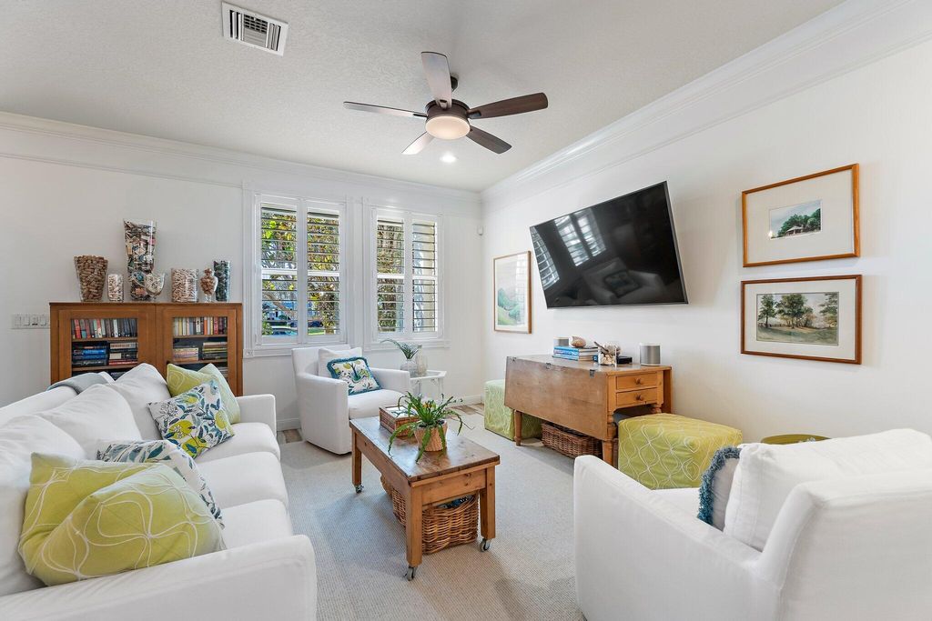 Photo of 1471 N Jeaga Drive, Jupiter, FL 33458 (MLS # B26005579)