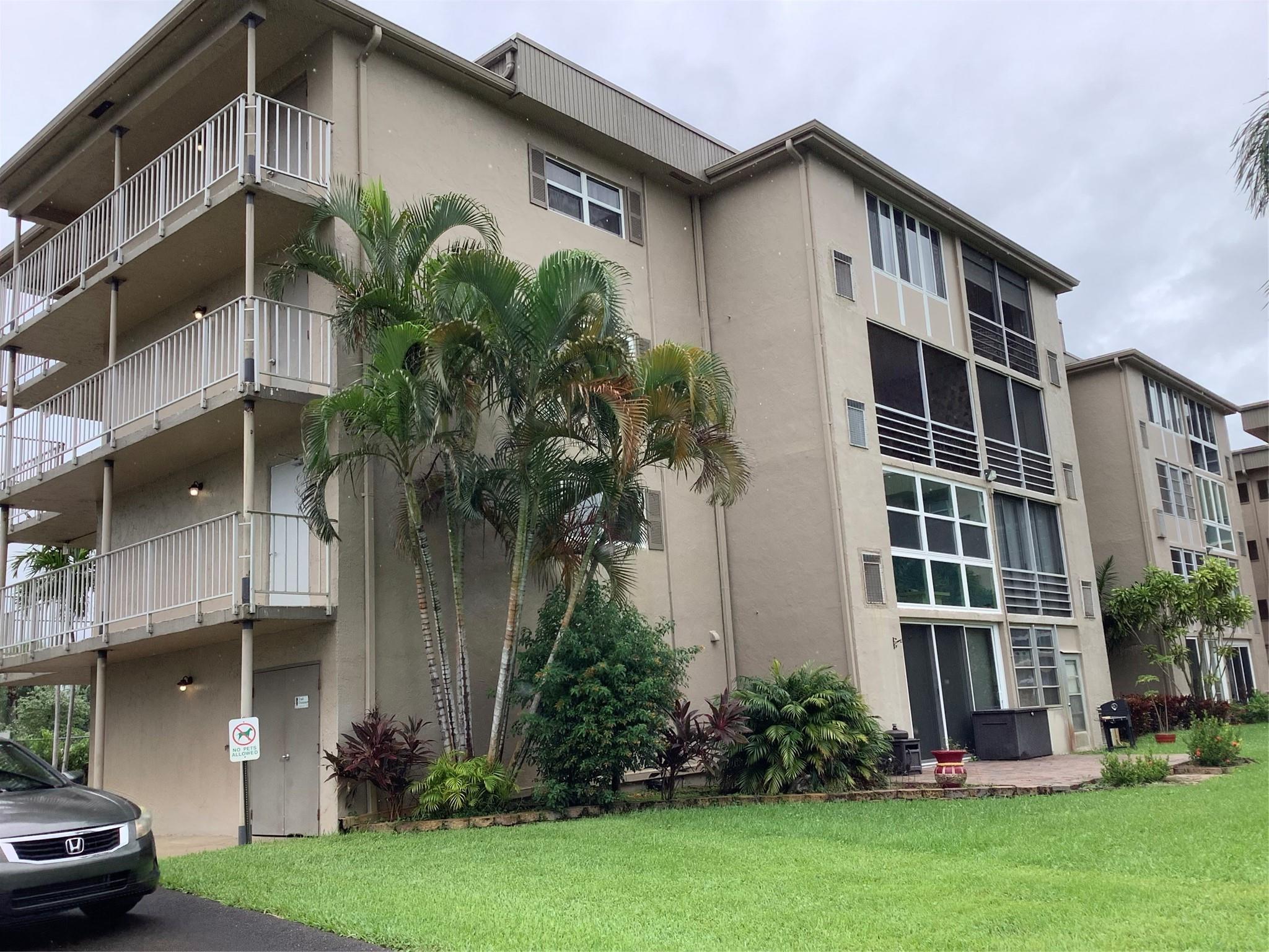 Village Royale - Residential