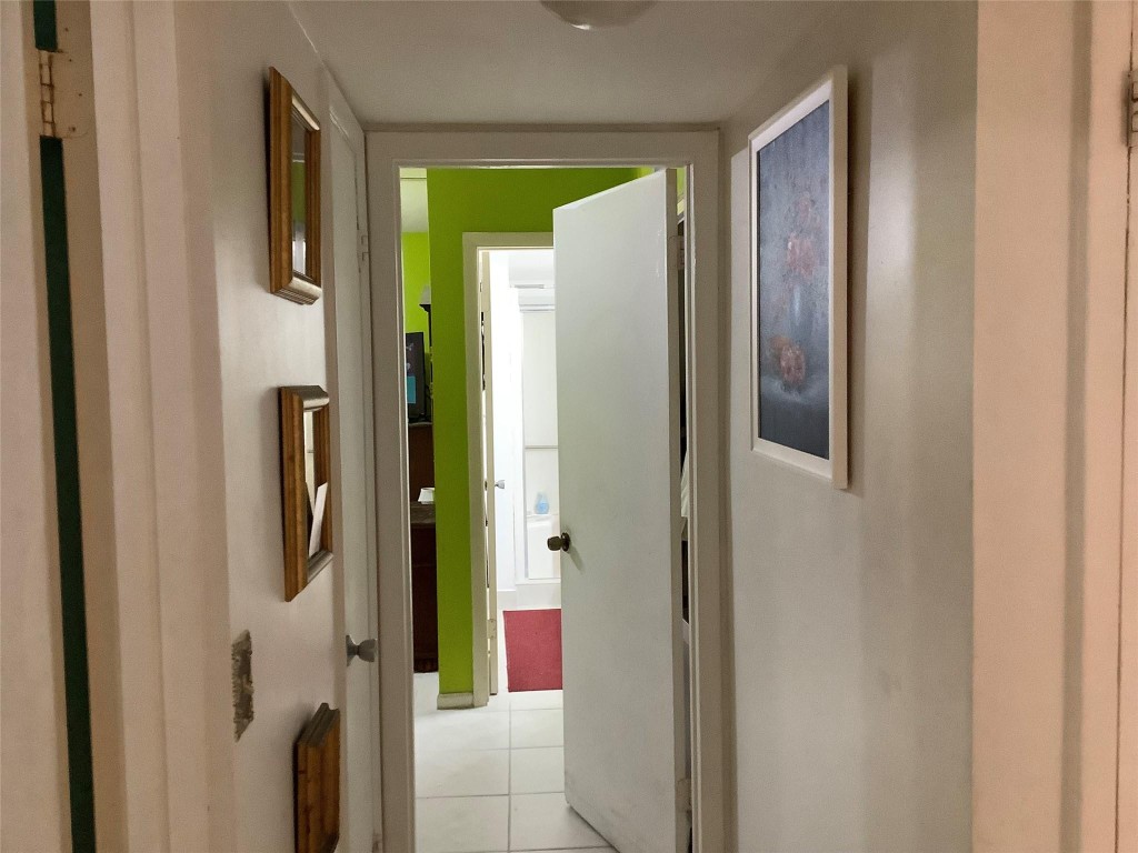 Village Royale - Residential