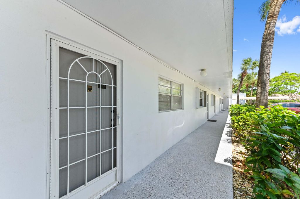 Photo of 198 NW 67th Street #102, Boca Raton, FL 33487 (MLS # R11092591)