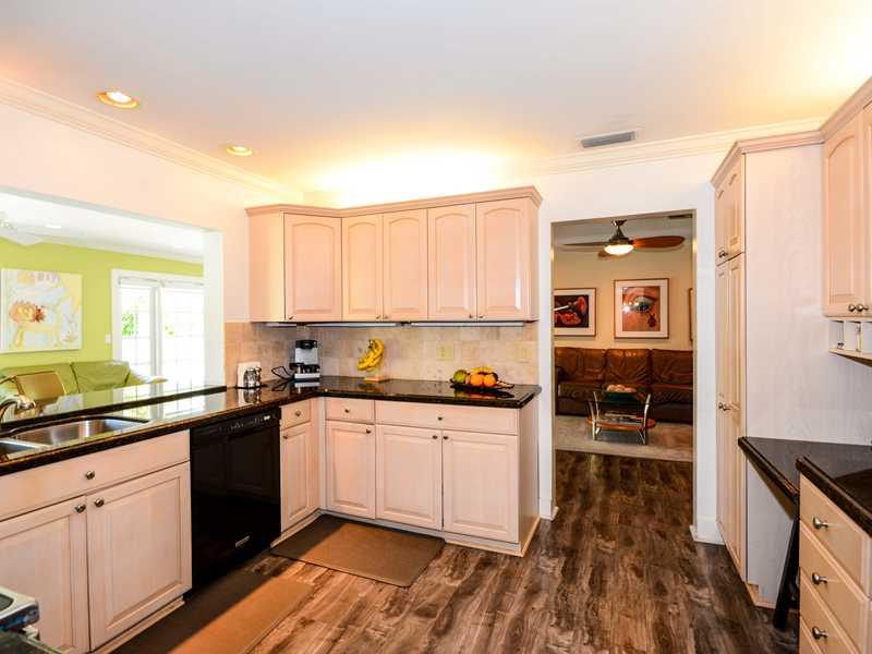 THE CLUSTERS,CORAL SPRING - Residential