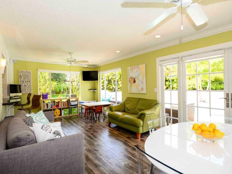 THE CLUSTERS,CORAL SPRING - Residential