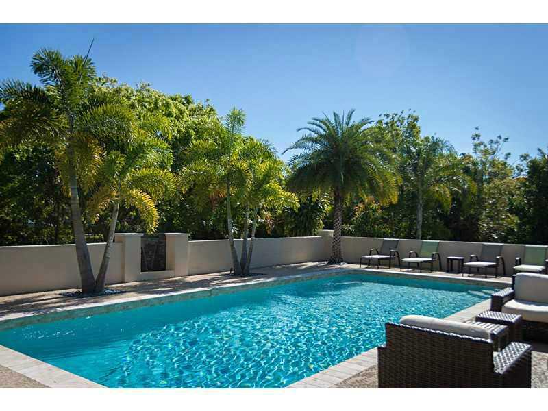 THE CLUSTERS,CORAL SPRING - Residential