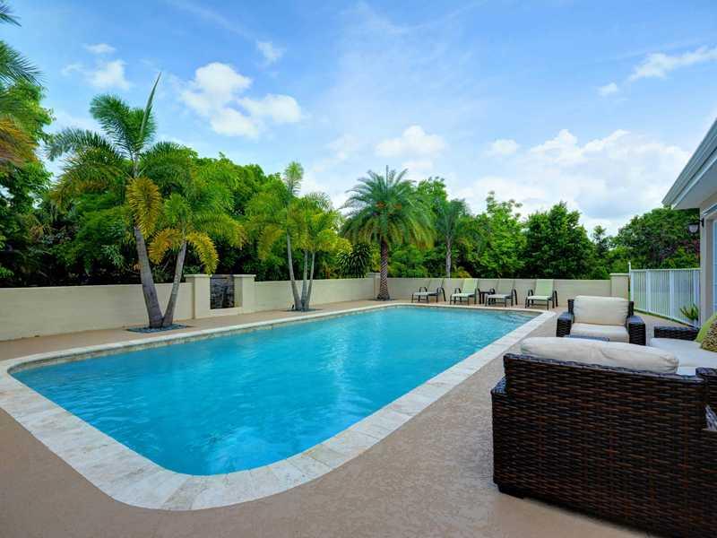 THE CLUSTERS,CORAL SPRING - Residential