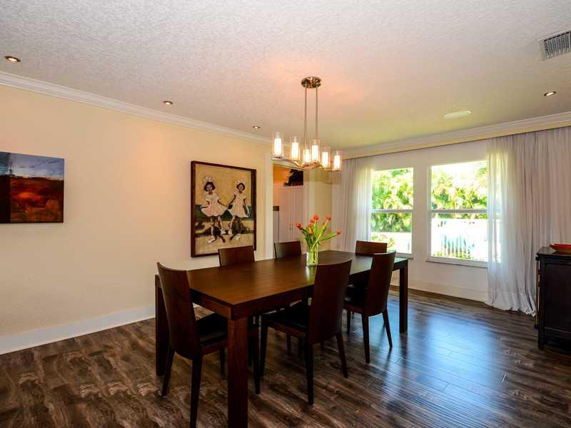 THE CLUSTERS,CORAL SPRING - Residential