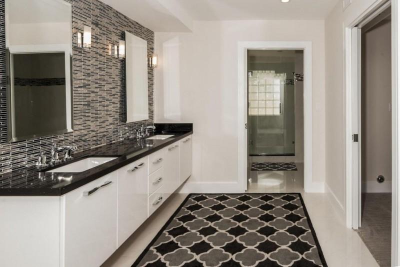 HIDDEN HARBOUR ESTATES - Residential