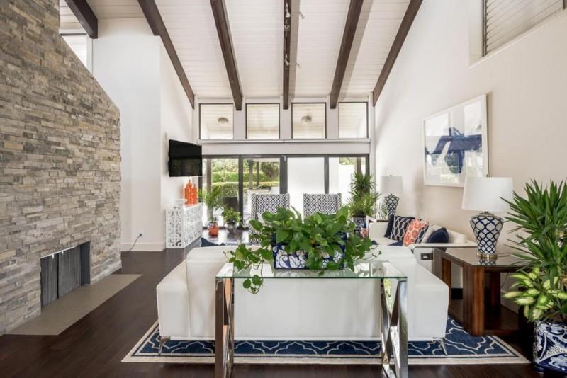 HIDDEN HARBOUR ESTATES - Residential