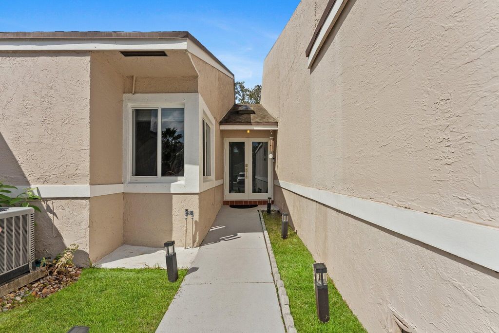 Photo of 5157 NW 11th Lane, Deerfield Beach, FL 33064 (MLS # R11164996)