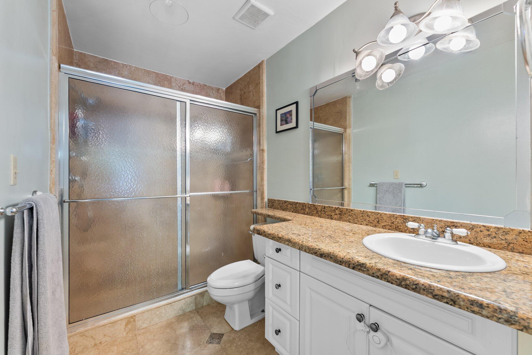 THE LAKES - Residential