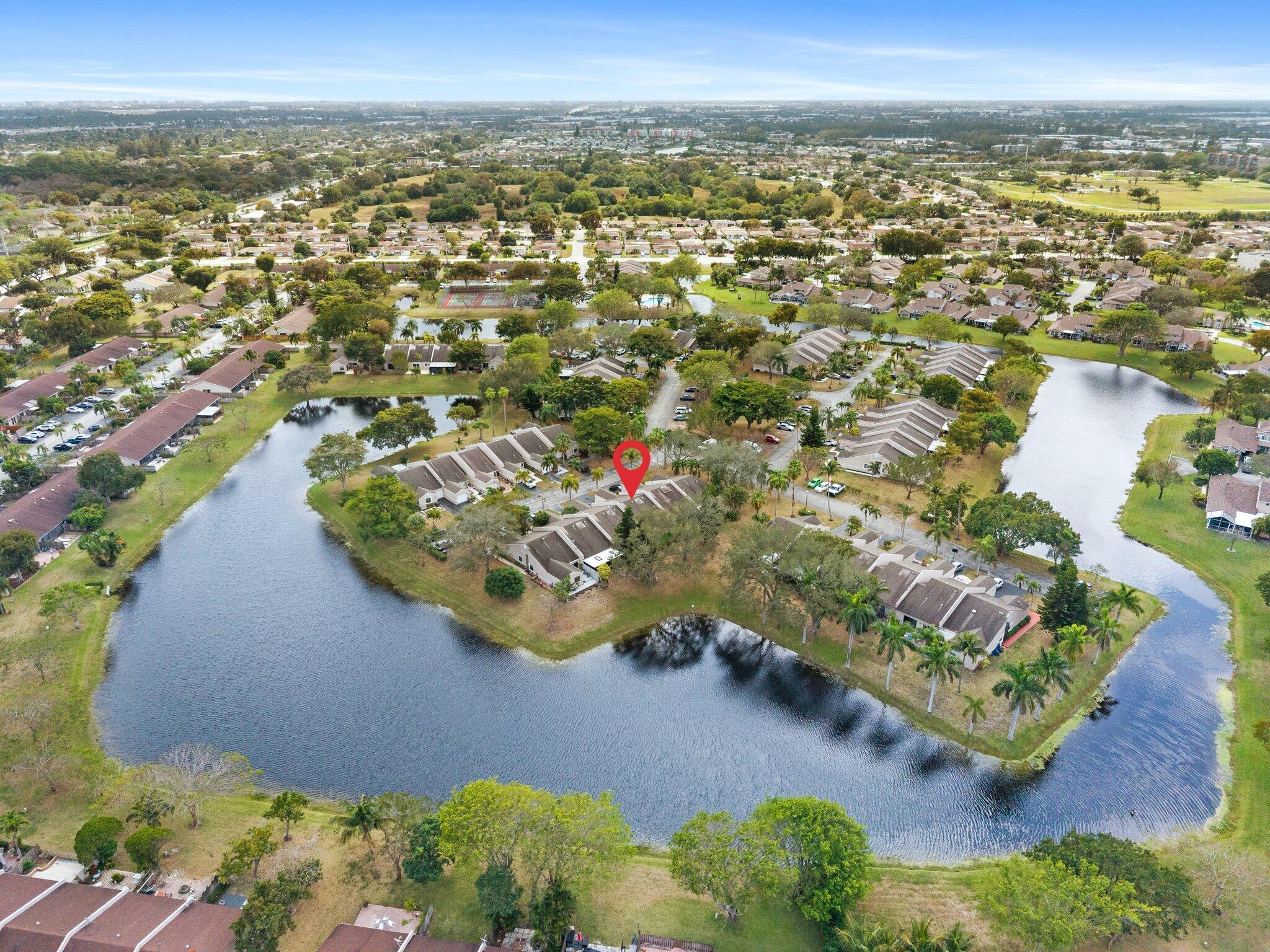 THE LAKES - Residential