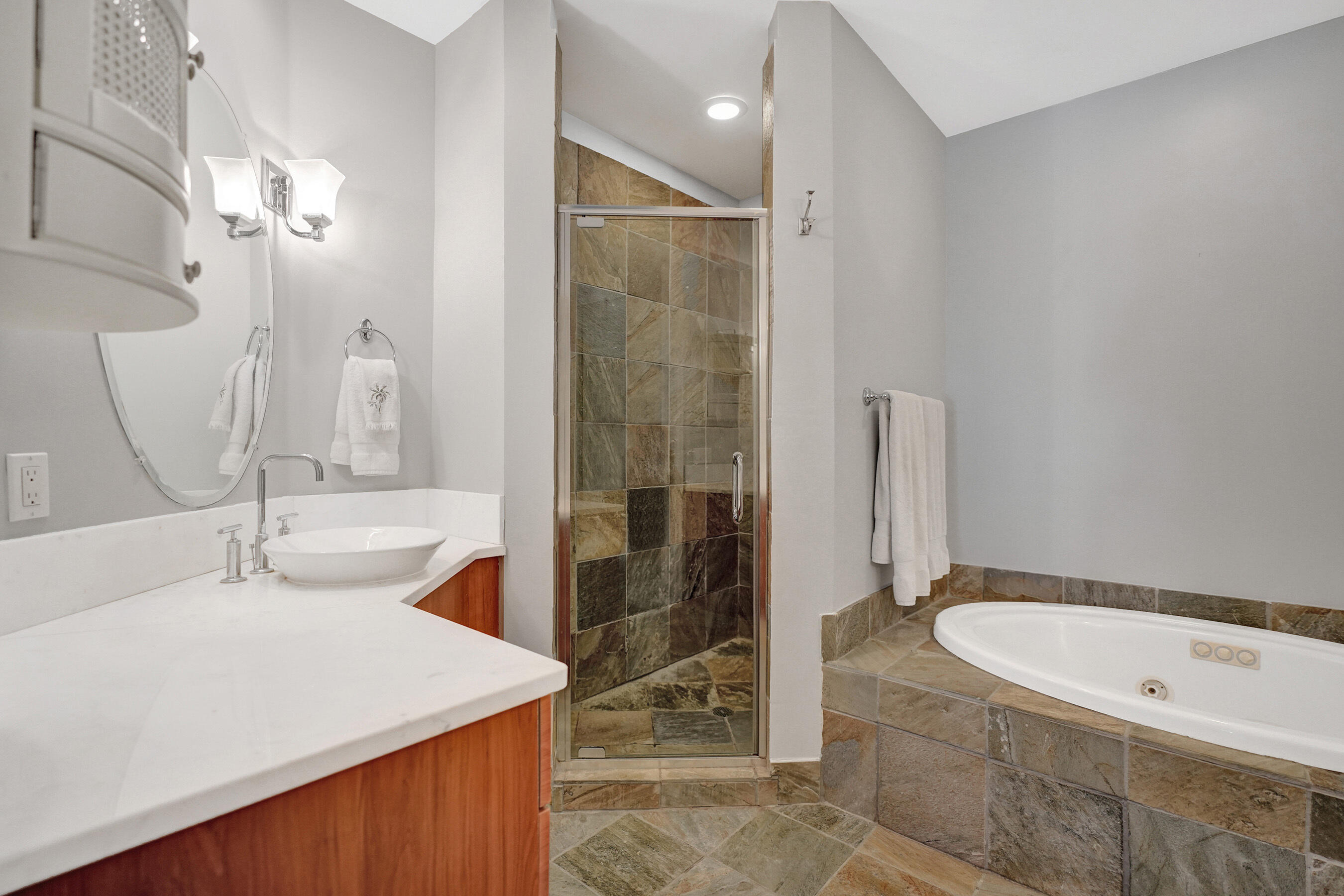 WILTON STATION RES CONDO - Residential