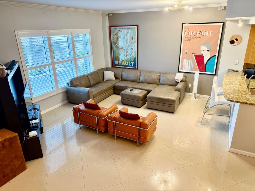 Photo of 2625 NE 14th Avenue #114, Wilton Manors, FL 33334 (MLS # B26022129)