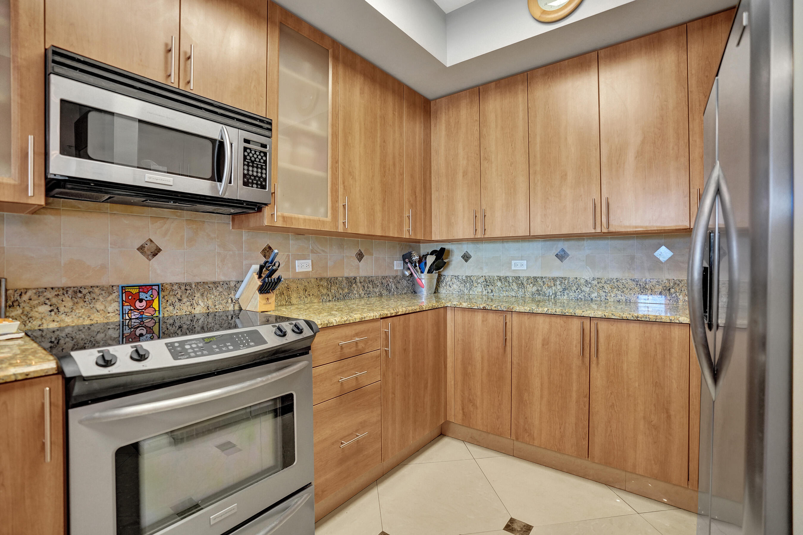WILTON STATION RES CONDO - Residential