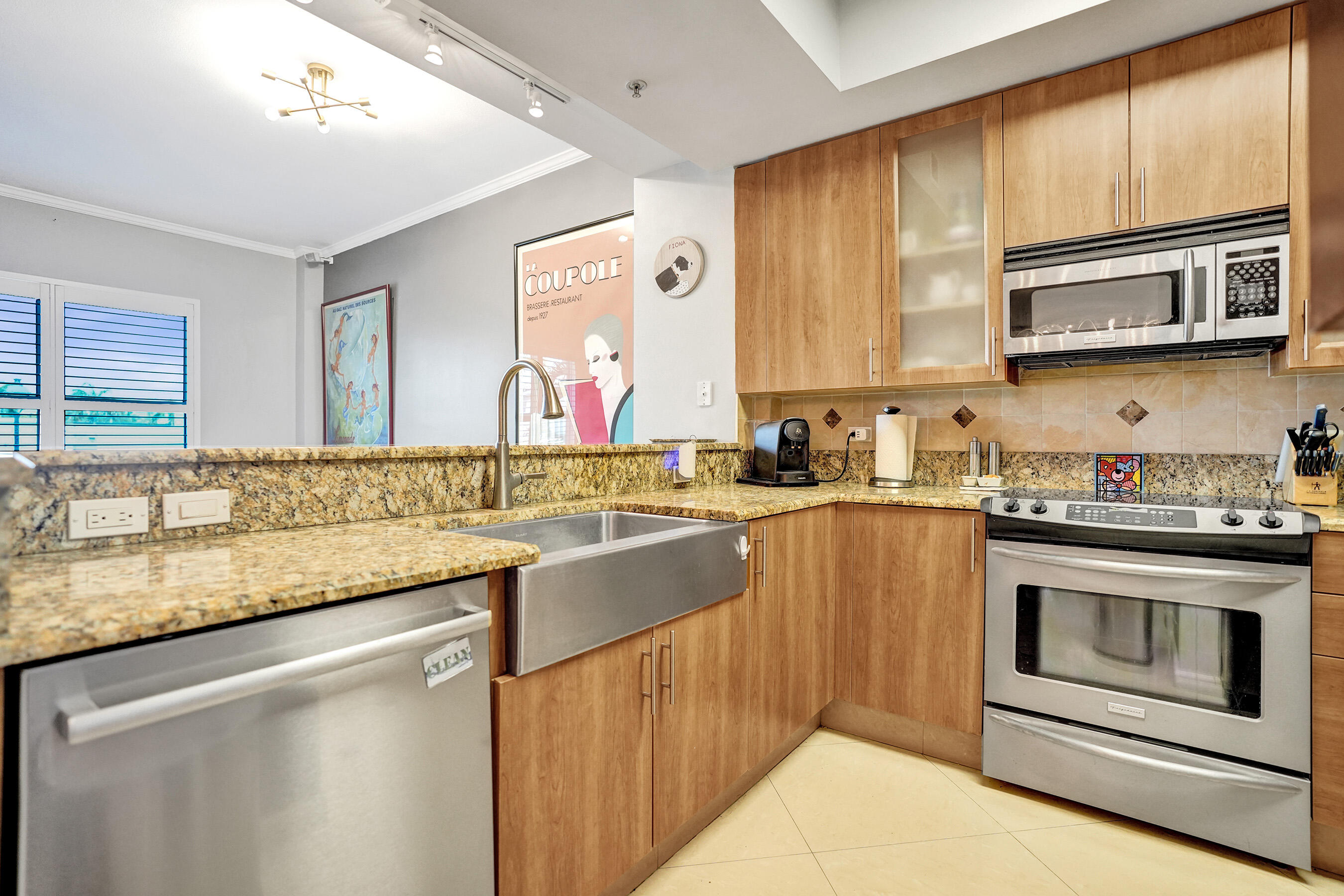 WILTON STATION RES CONDO - Residential