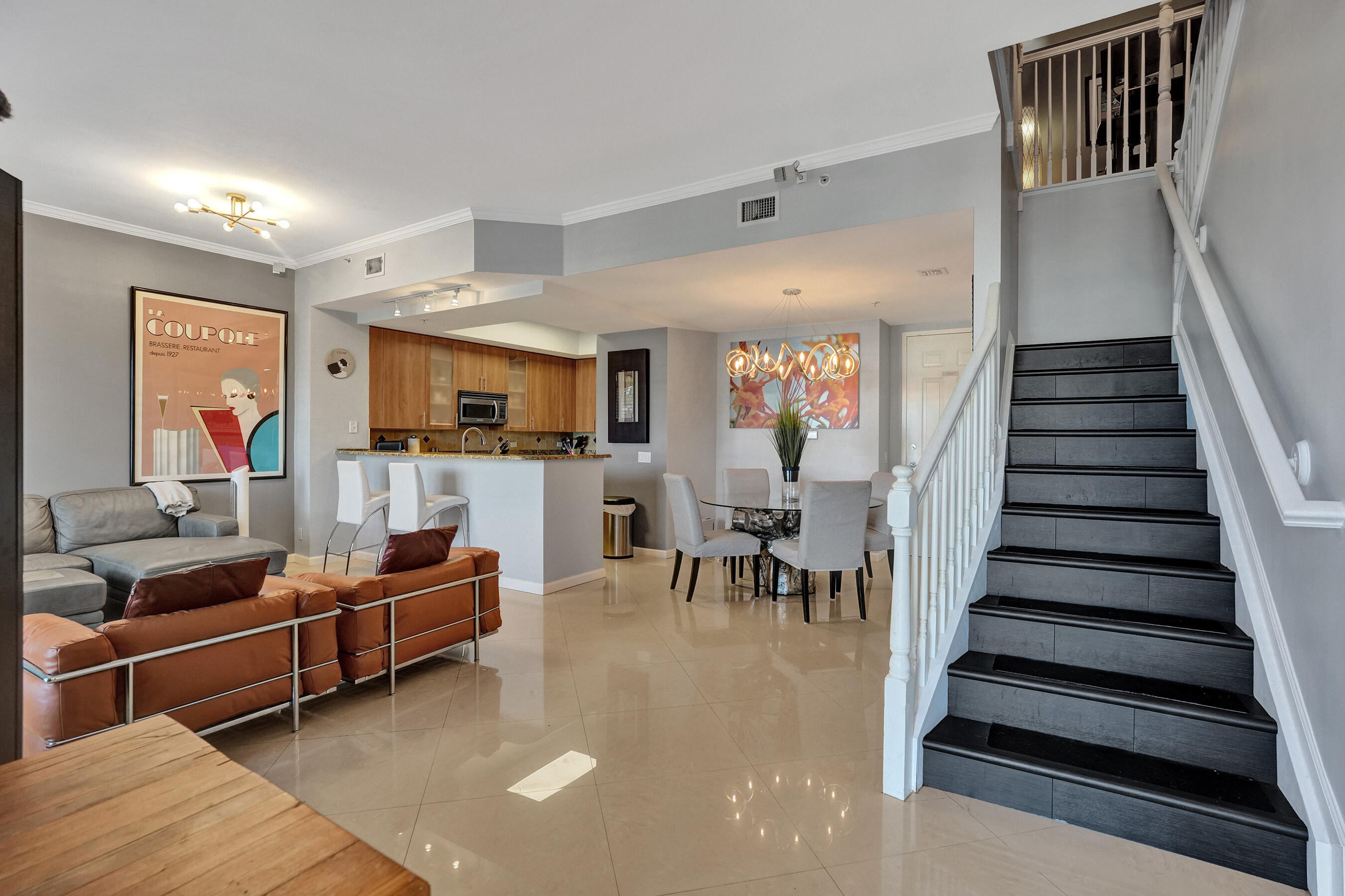 WILTON STATION RES CONDO - Residential