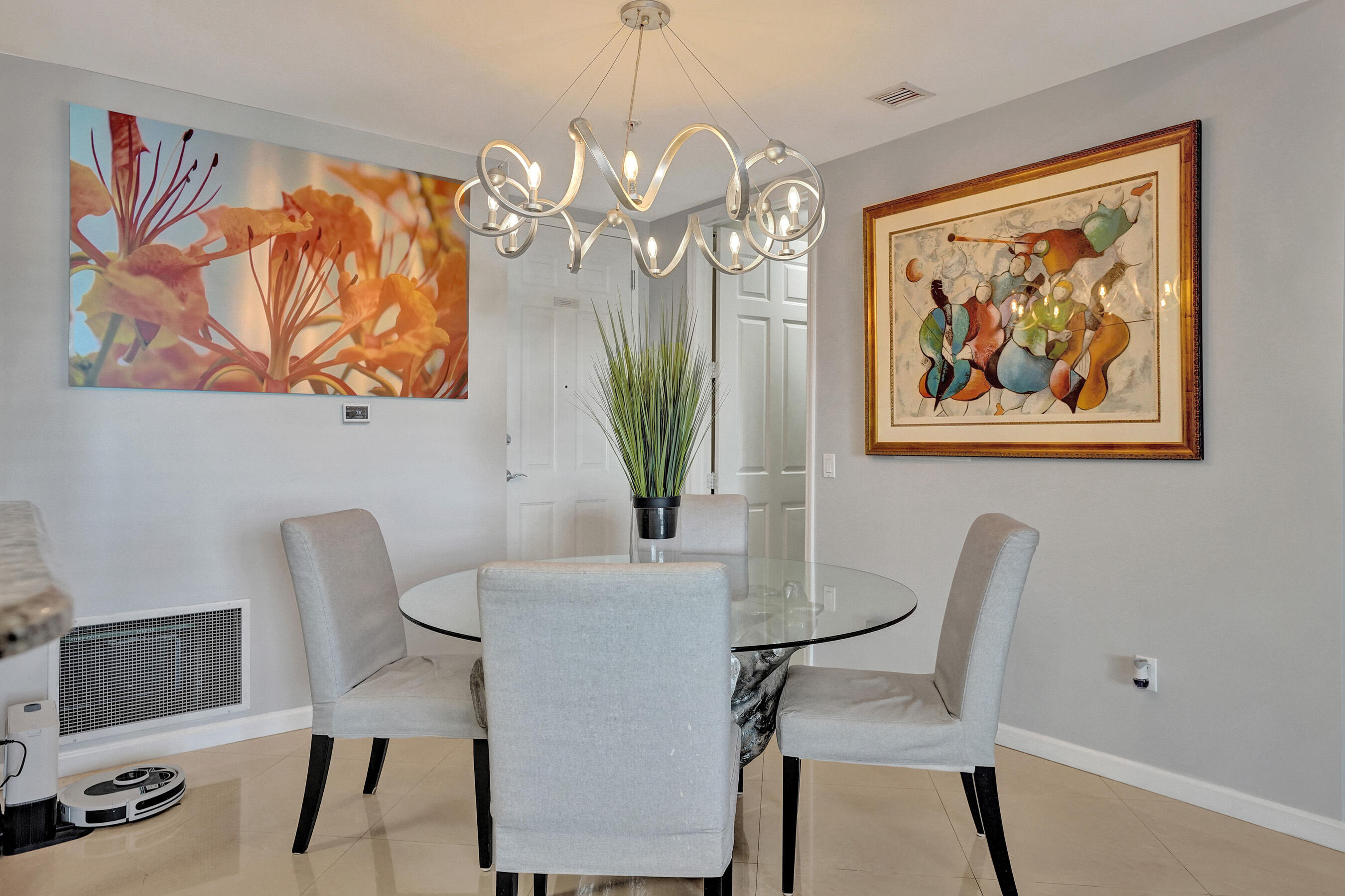 WILTON STATION RES CONDO - Residential