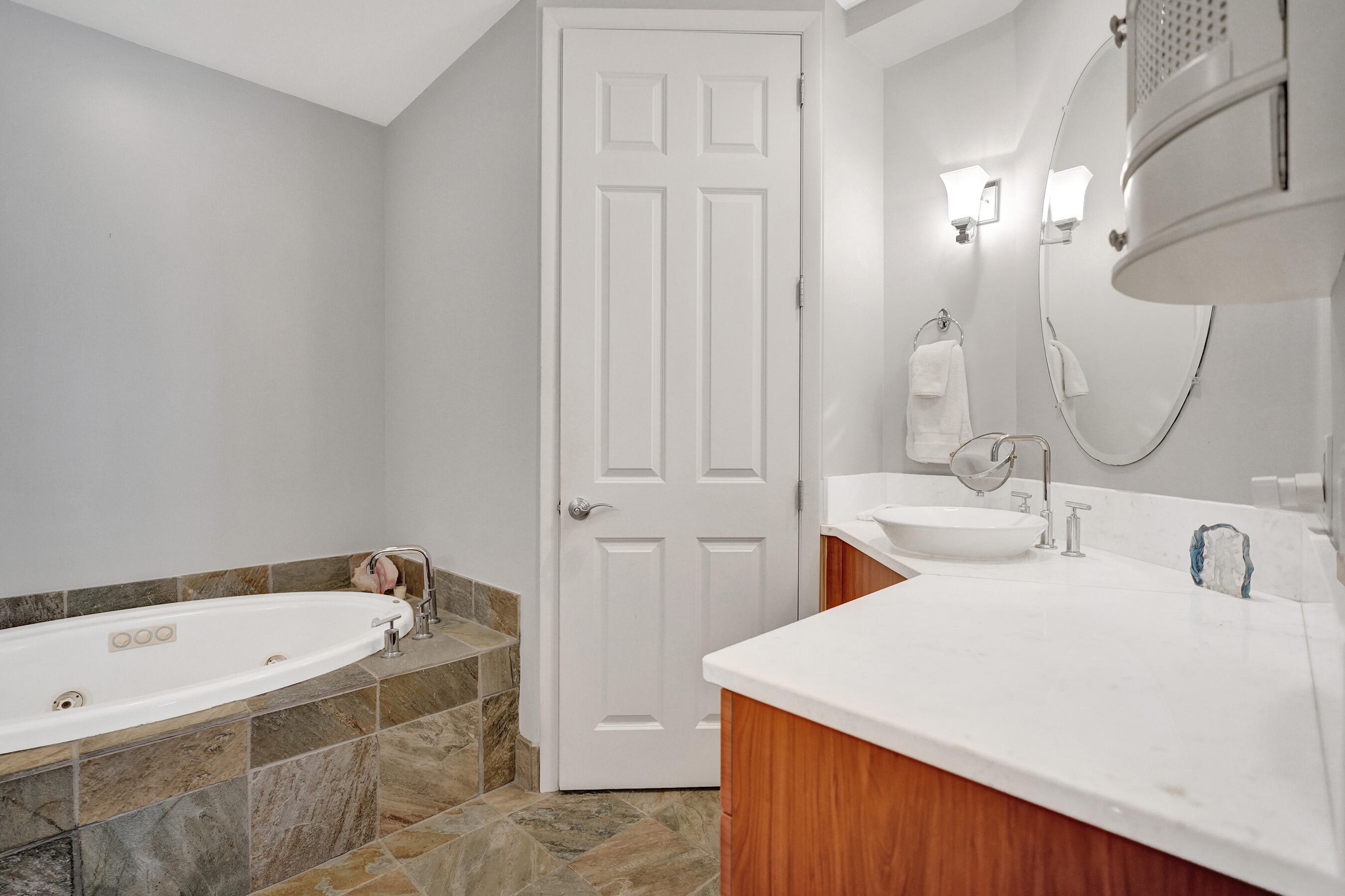 WILTON STATION RES CONDO - Residential