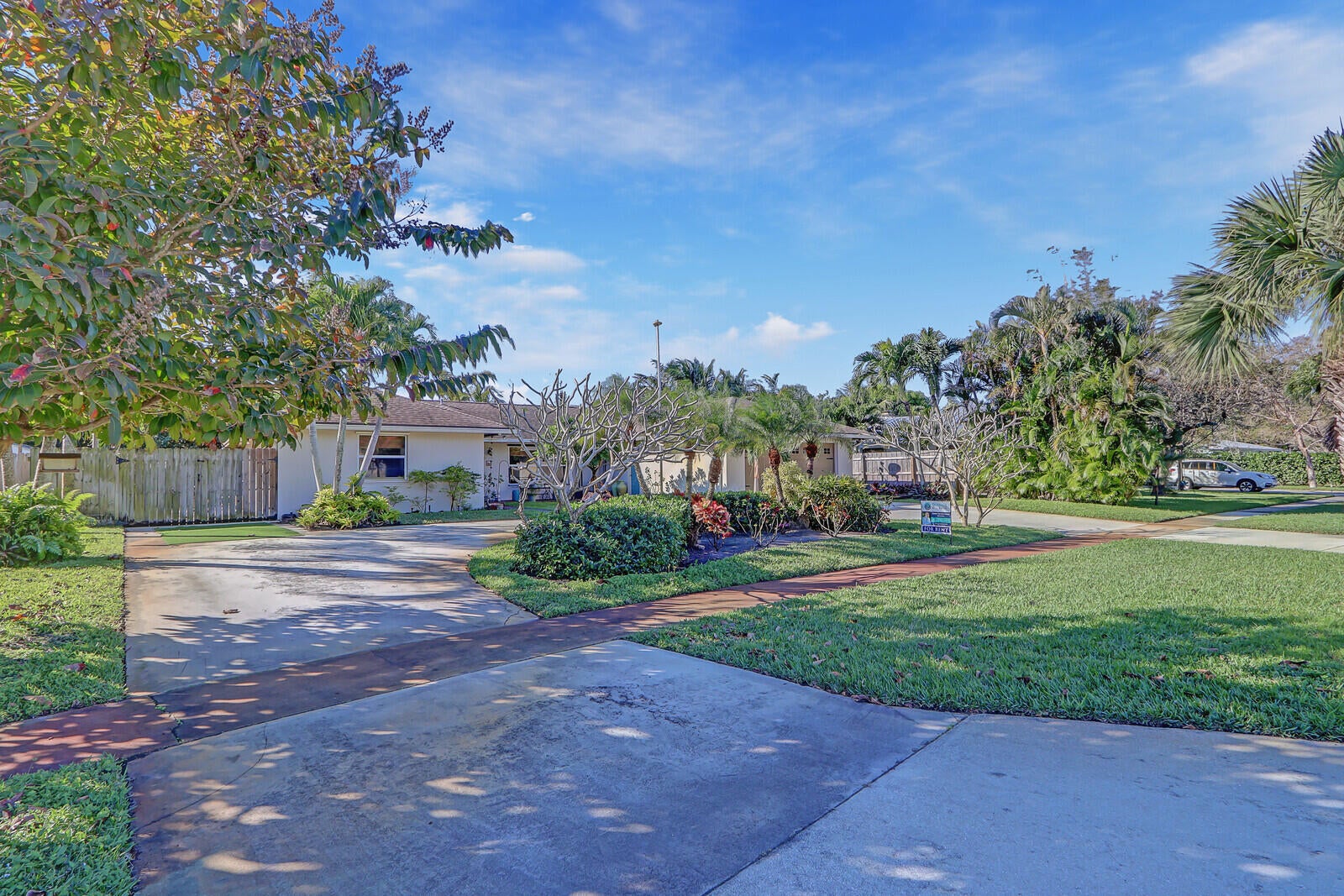 5140 LAIRD Lane
