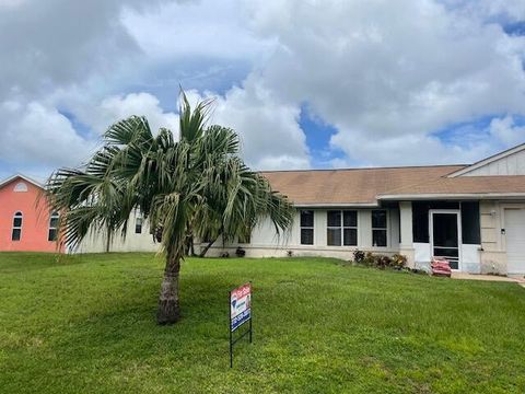 A home in Port St Lucie