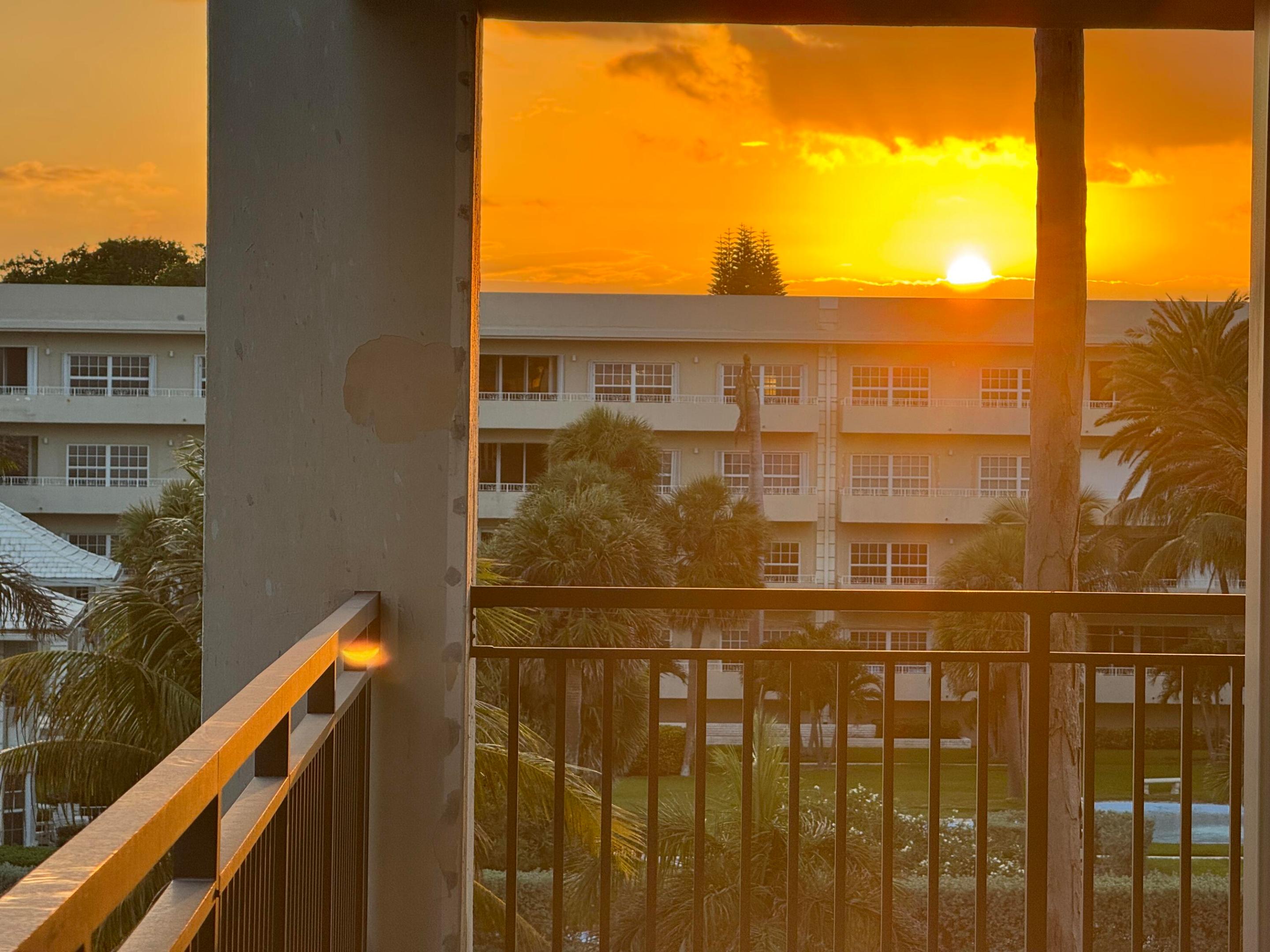 CLOISTER DEL MAR CONDO - Residential