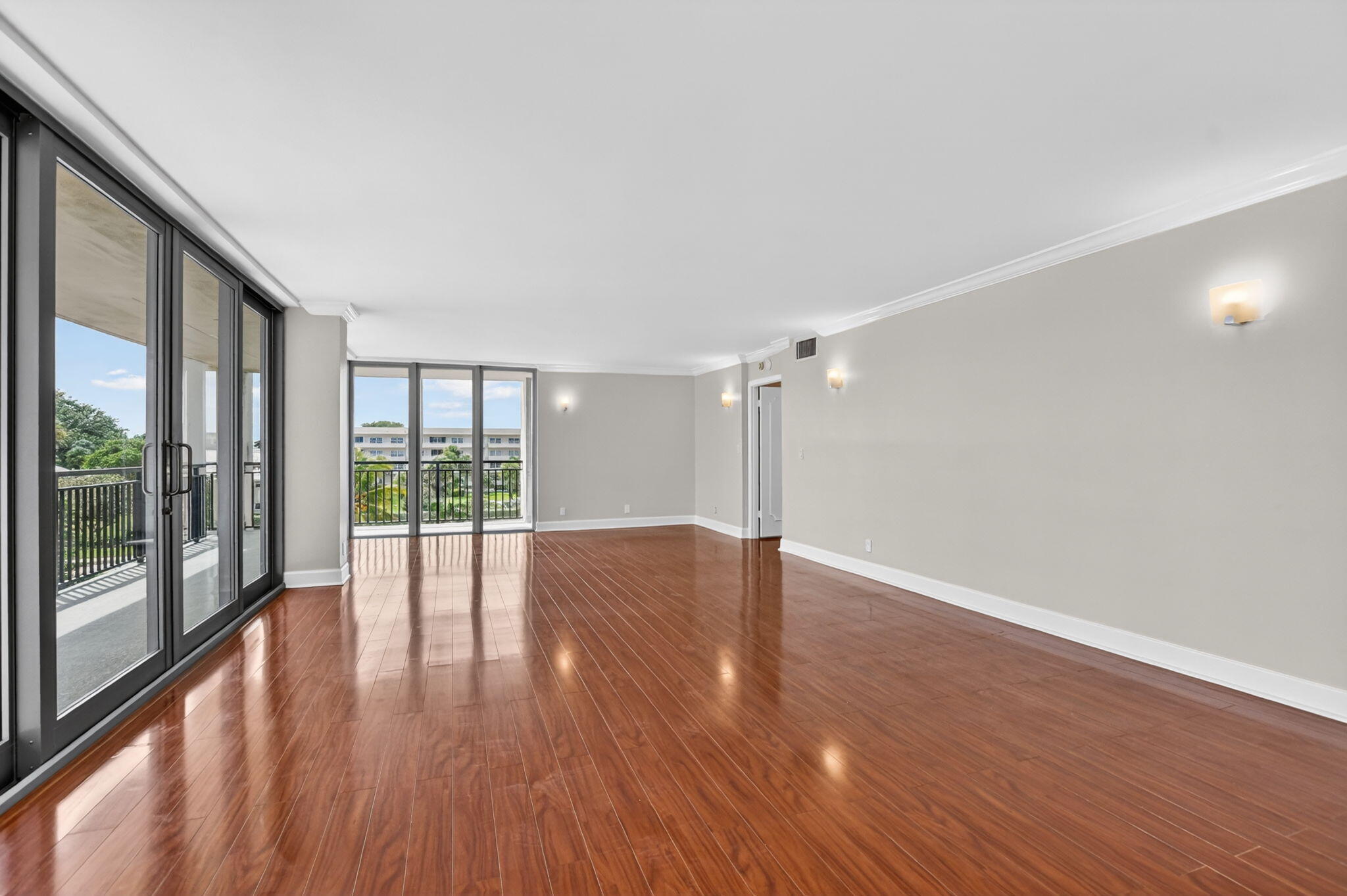 CLOISTER DEL MAR CONDO - Residential