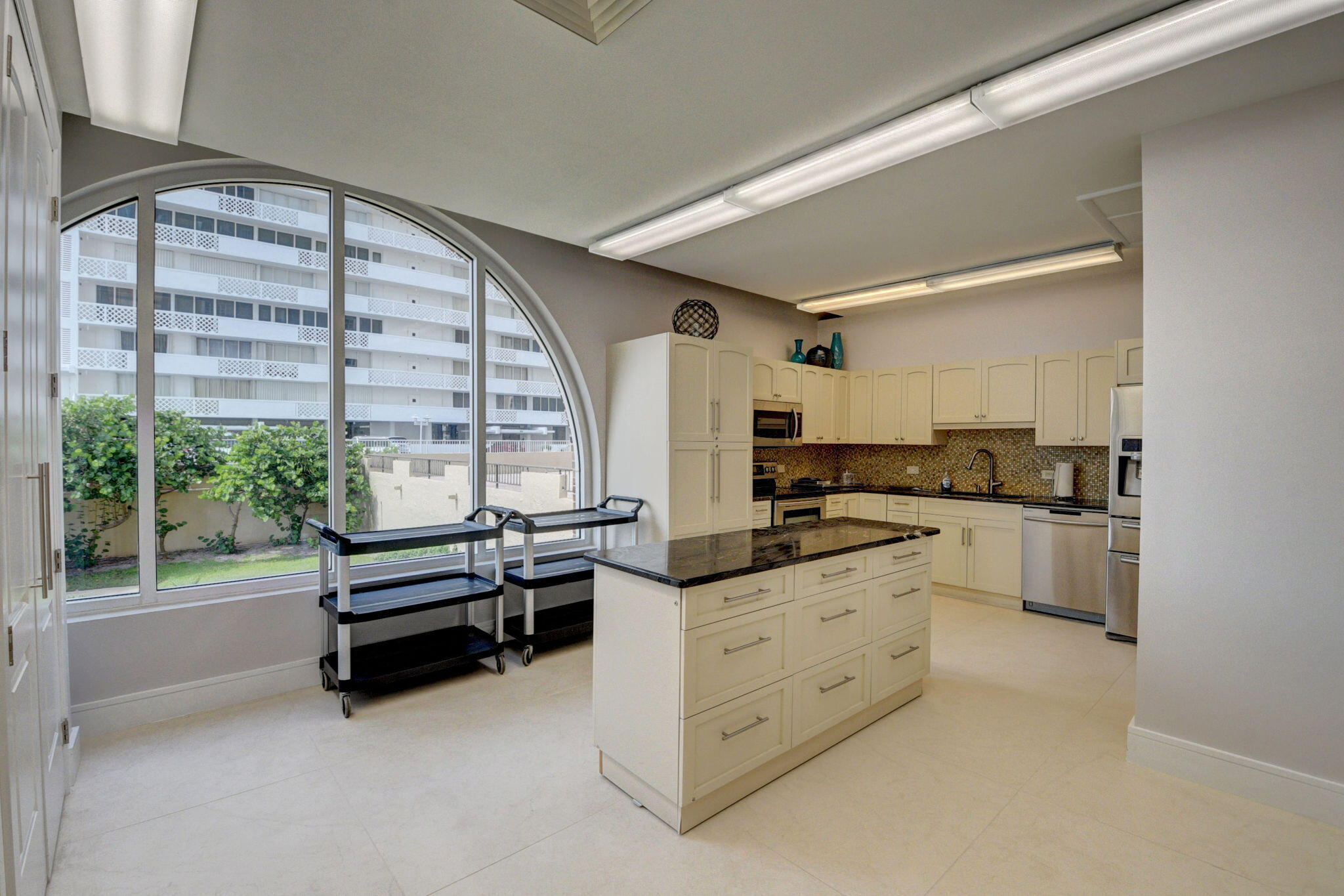 CLOISTER DEL MAR CONDO - Residential