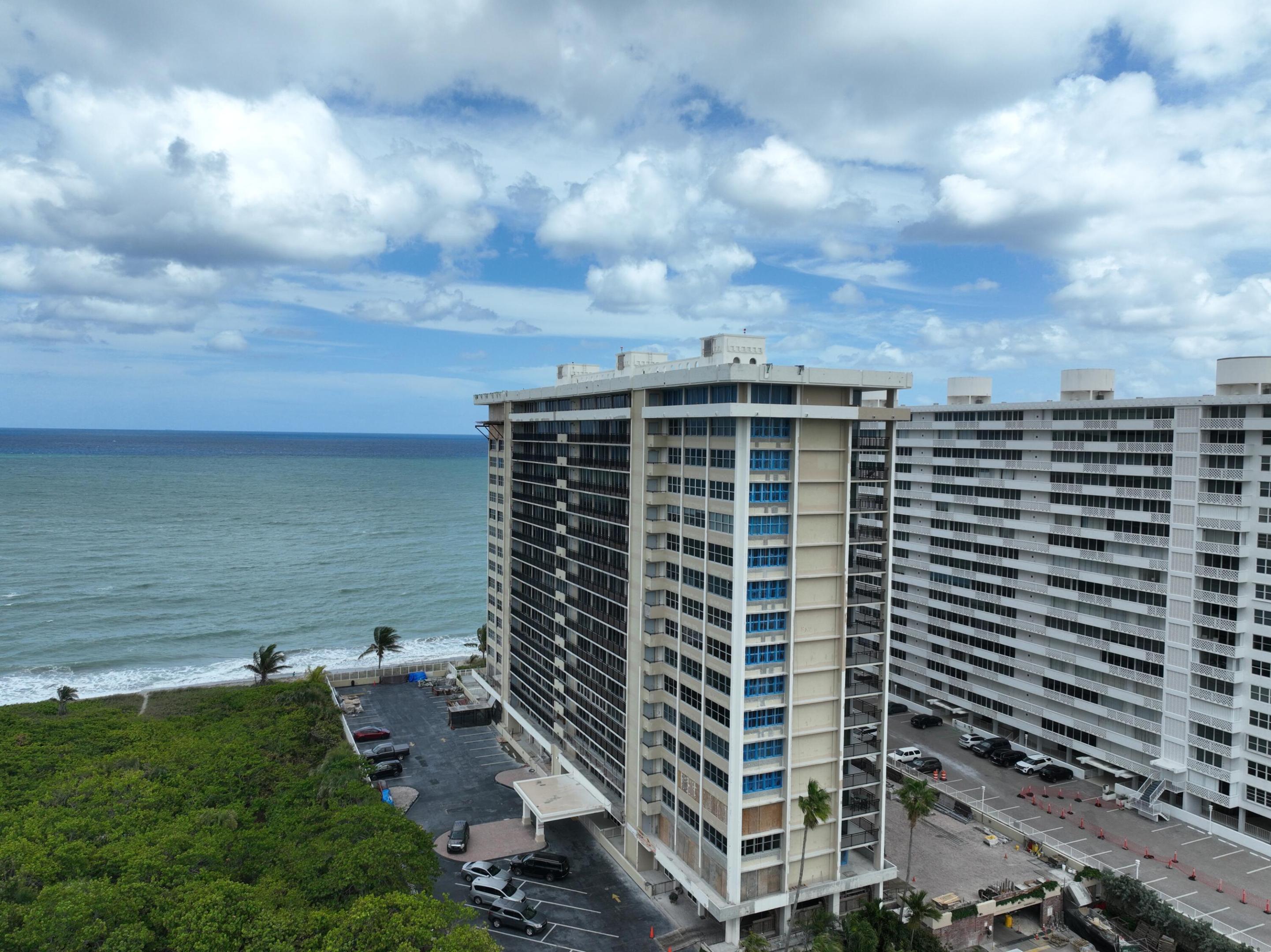 CLOISTER DEL MAR CONDO - Residential