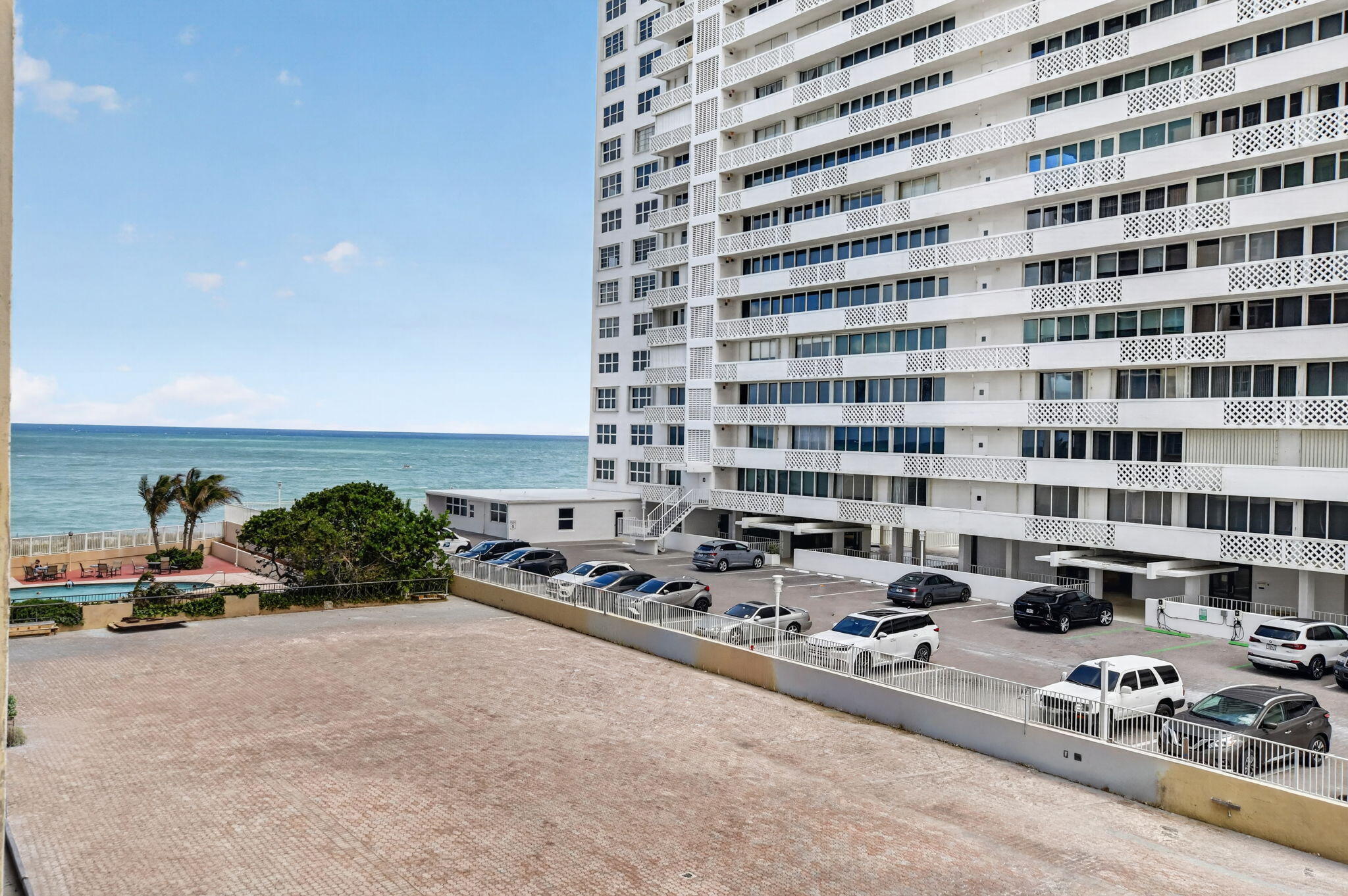 CLOISTER DEL MAR CONDO - Residential