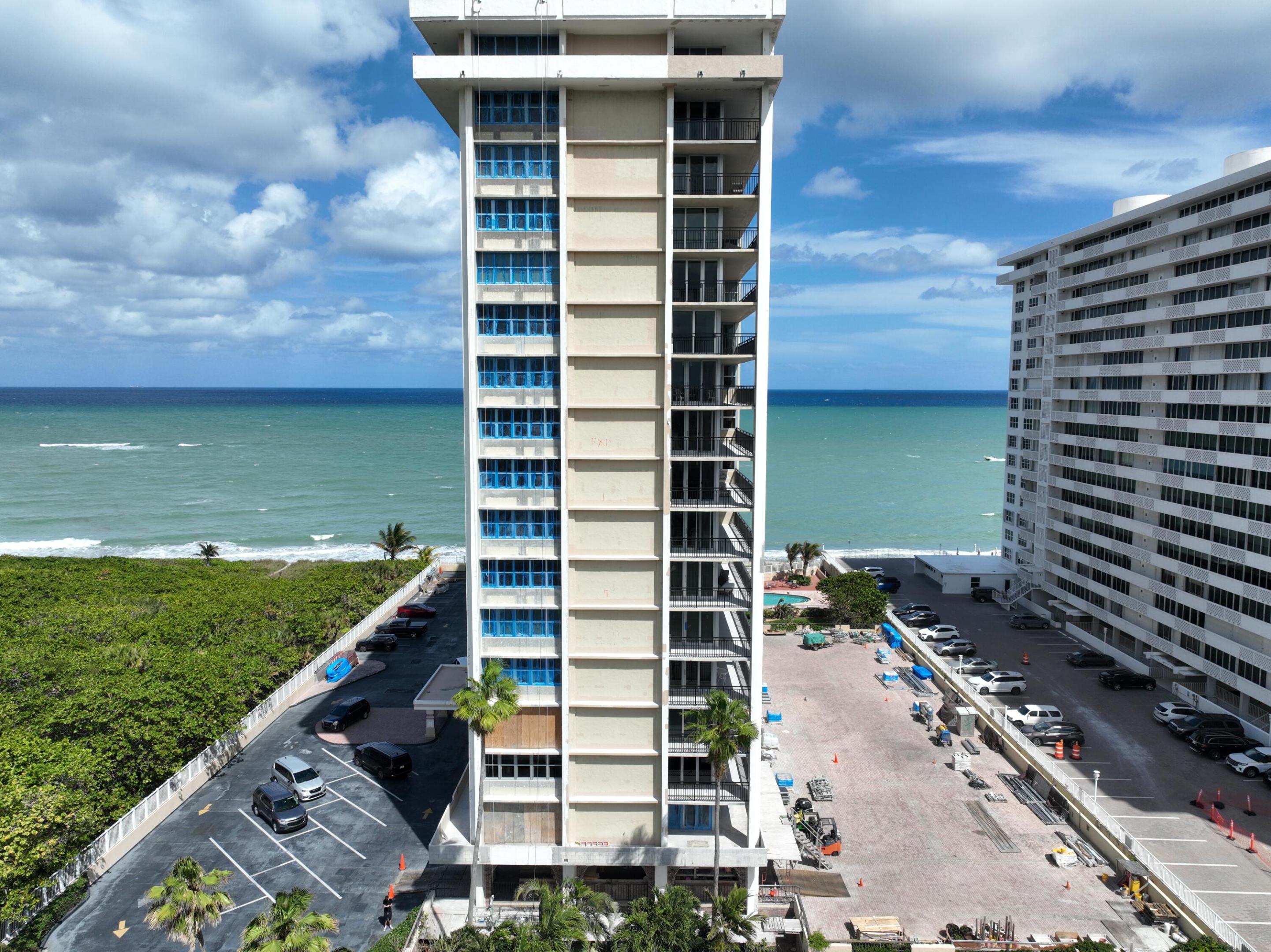 CLOISTER DEL MAR CONDO - Residential