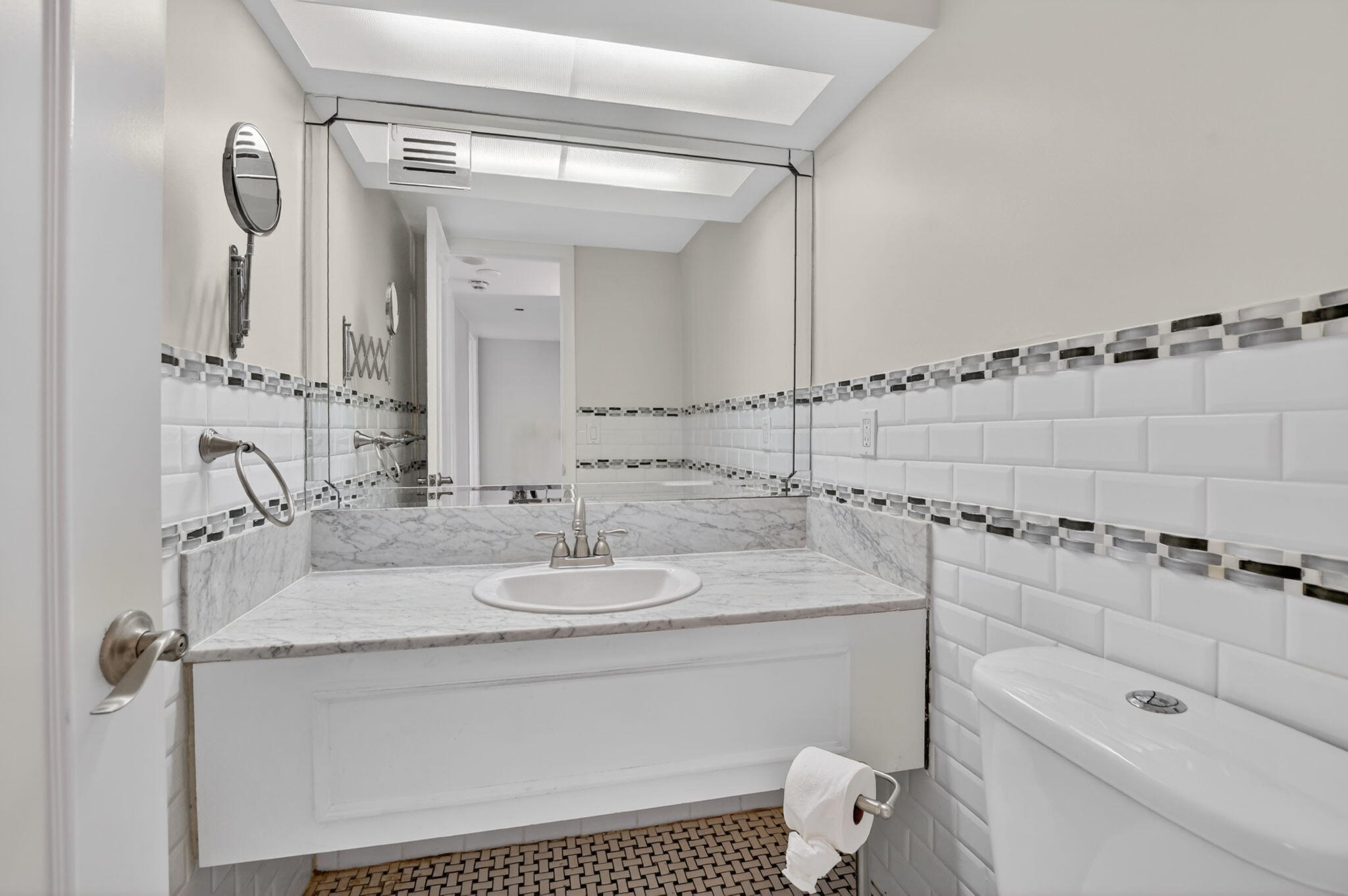 CLOISTER DEL MAR CONDO - Residential