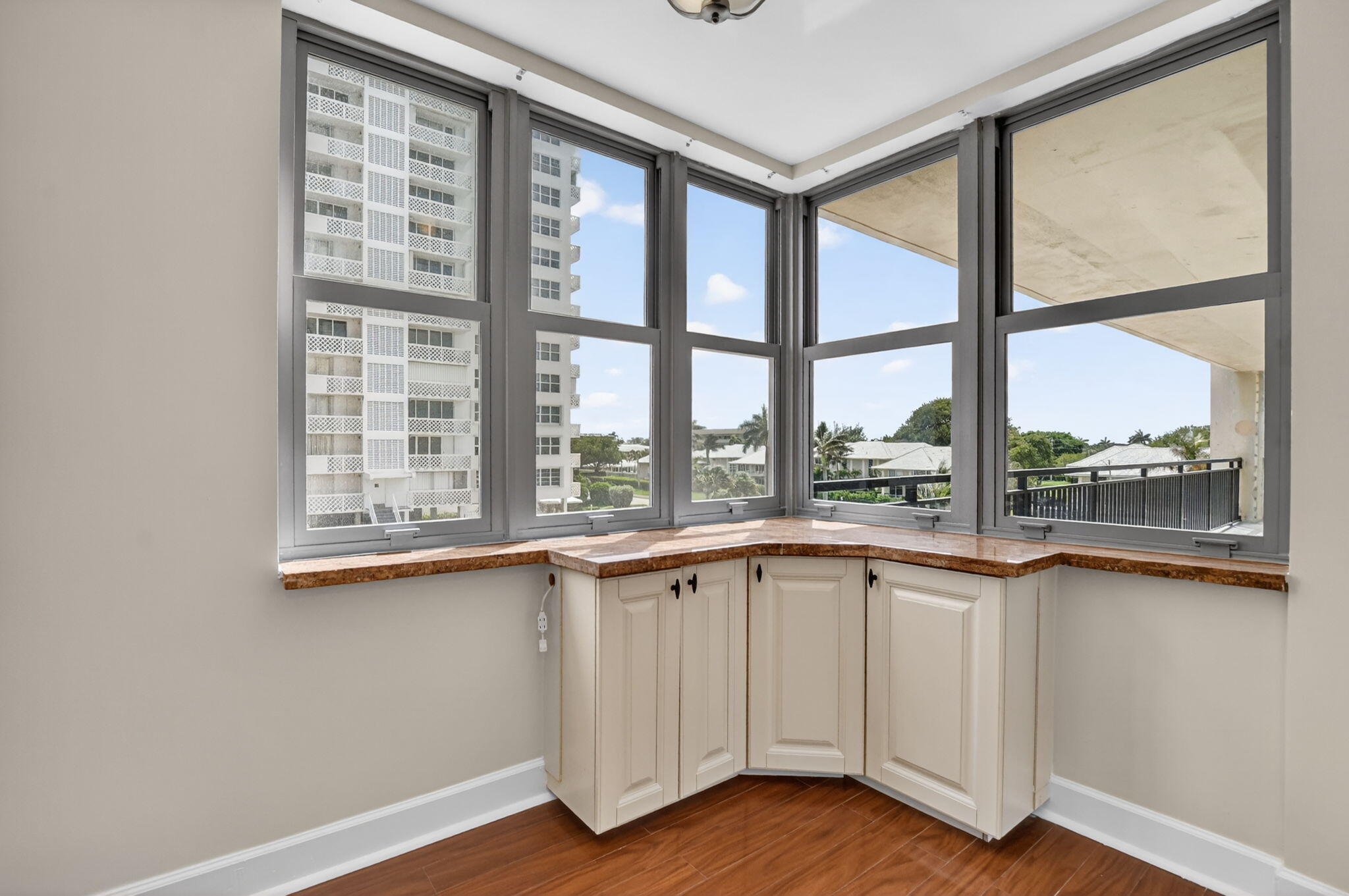 CLOISTER DEL MAR CONDO - Residential