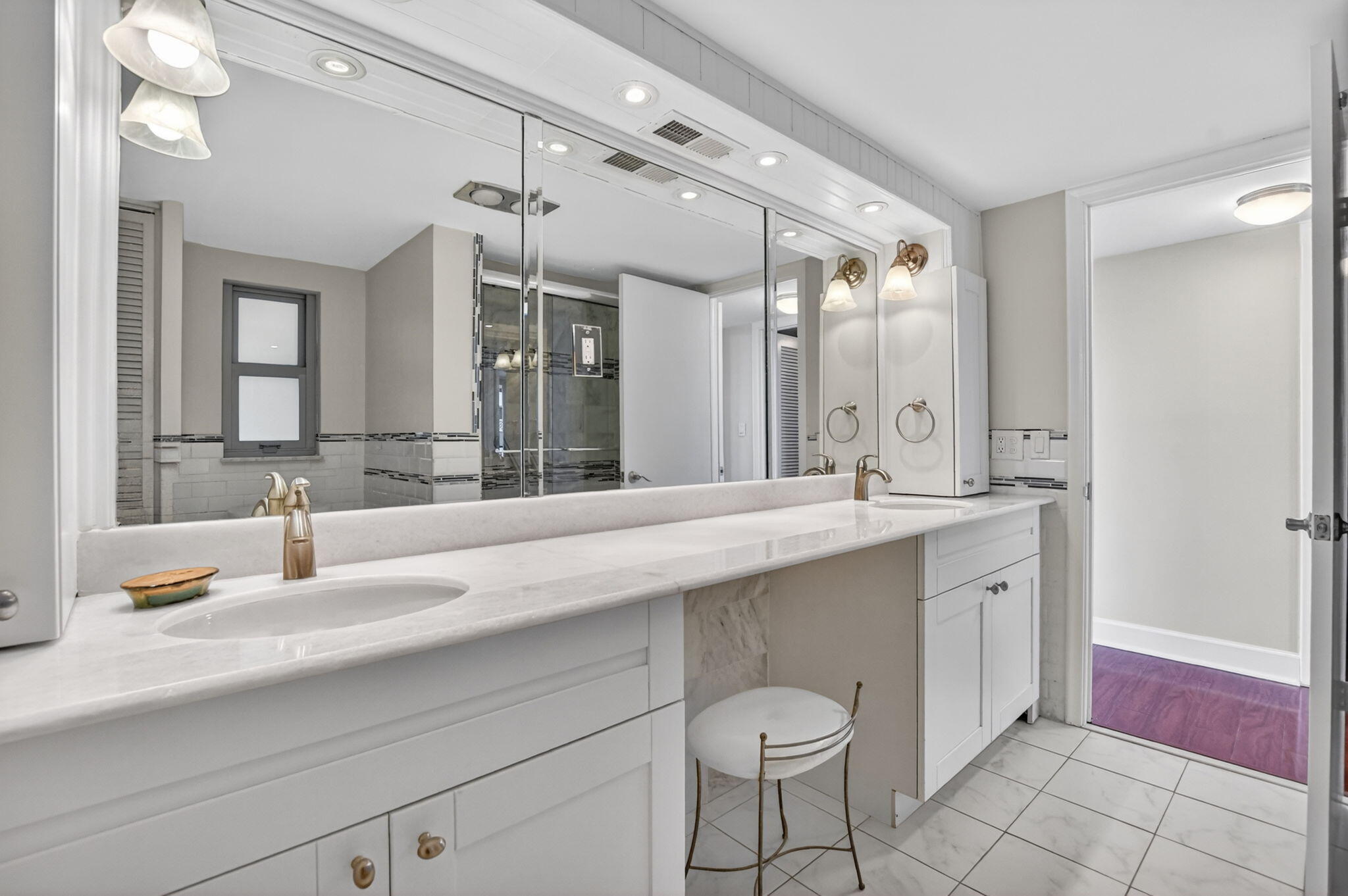 CLOISTER DEL MAR CONDO - Residential