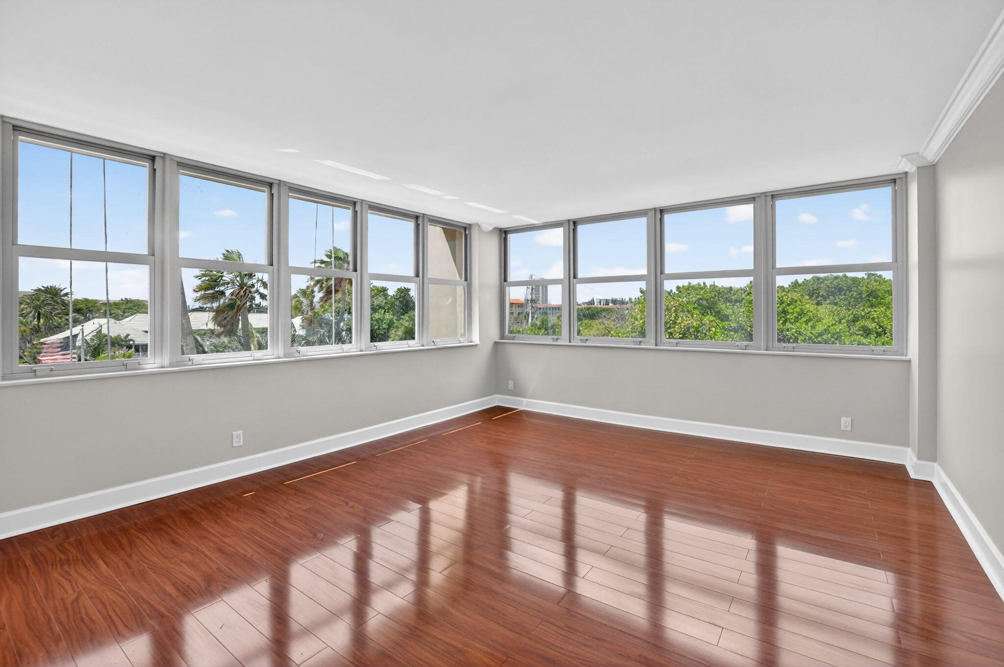 CLOISTER DEL MAR CONDO - Residential