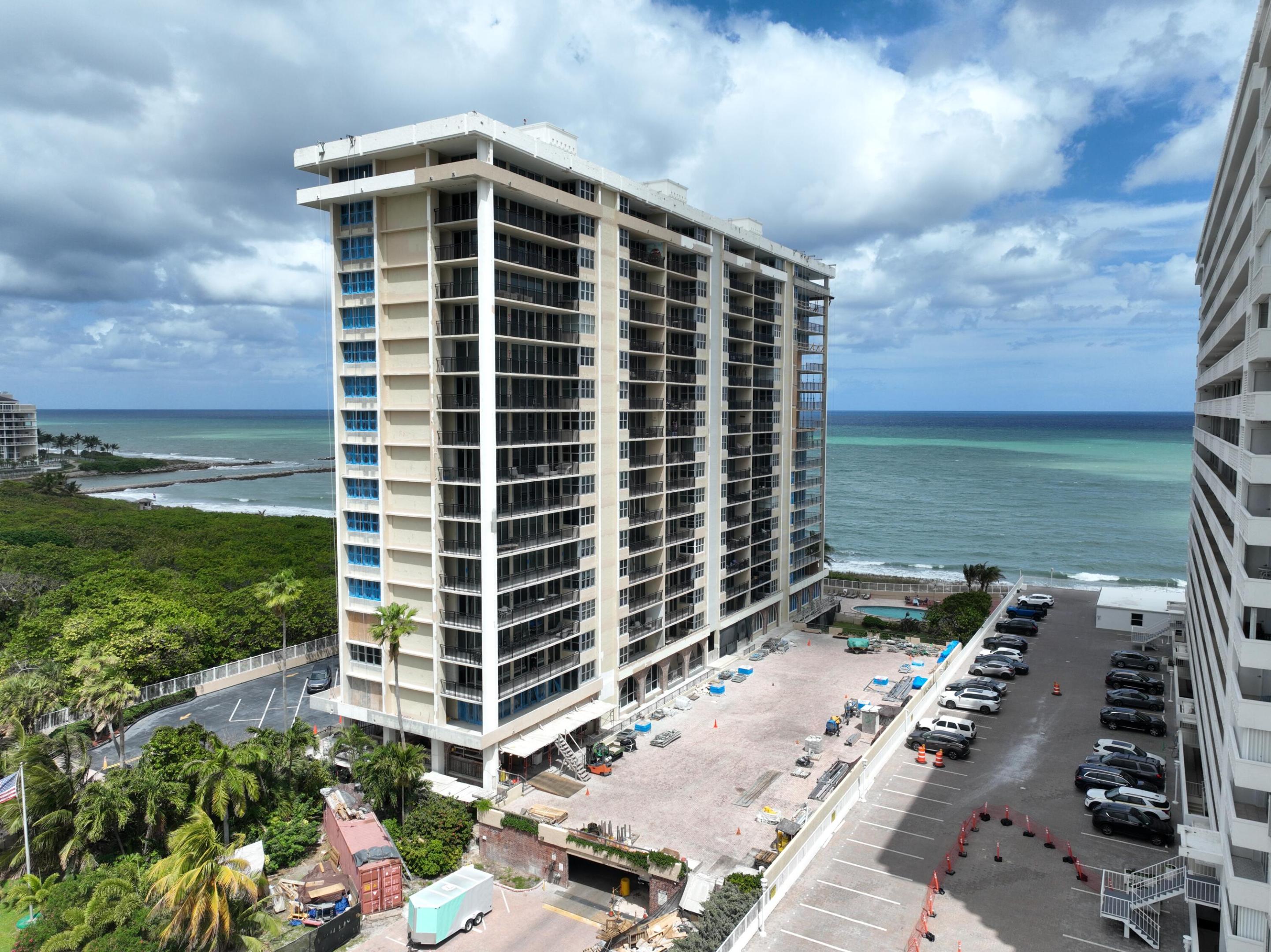 CLOISTER DEL MAR CONDO - Residential