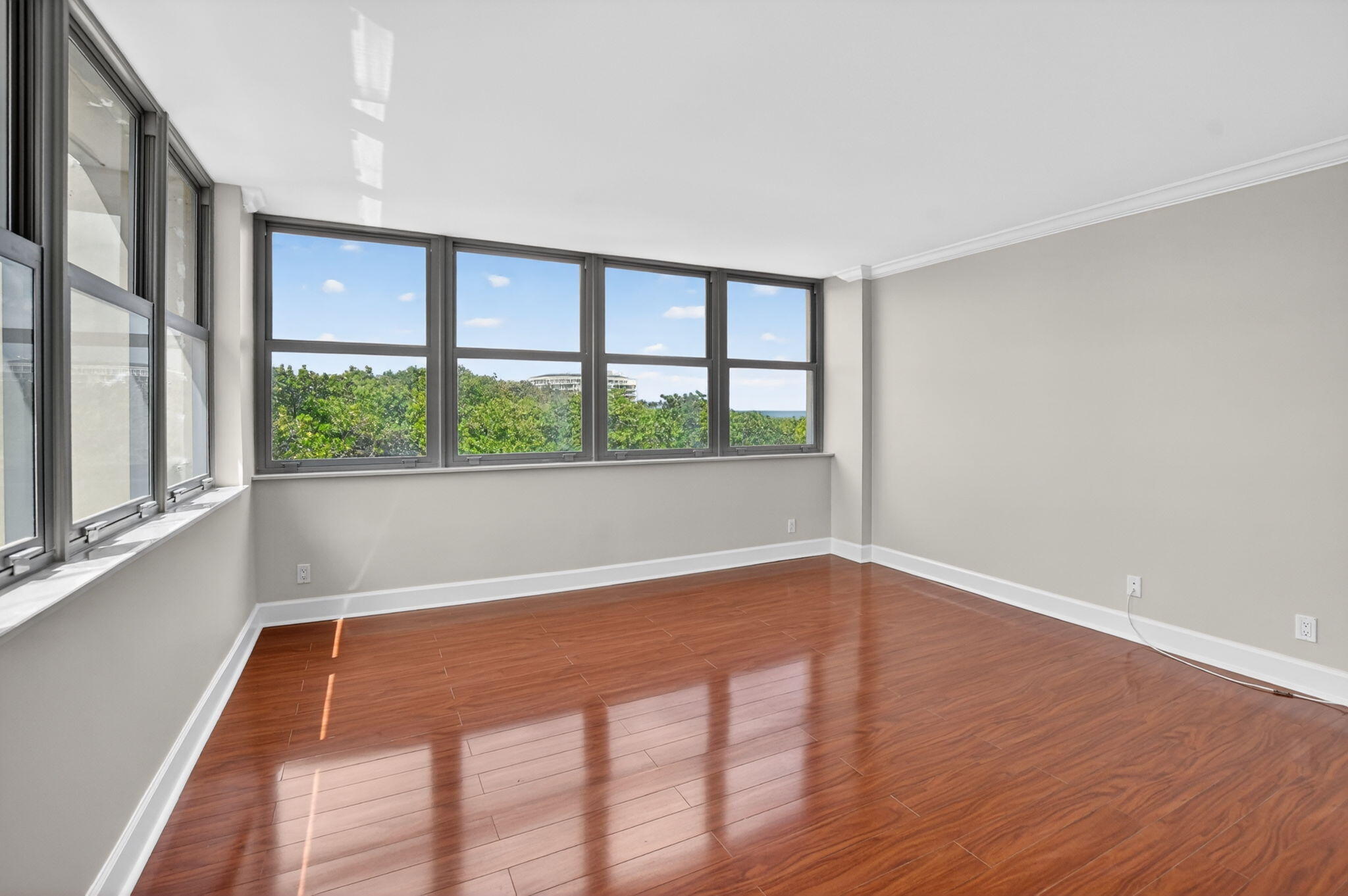 CLOISTER DEL MAR CONDO - Residential