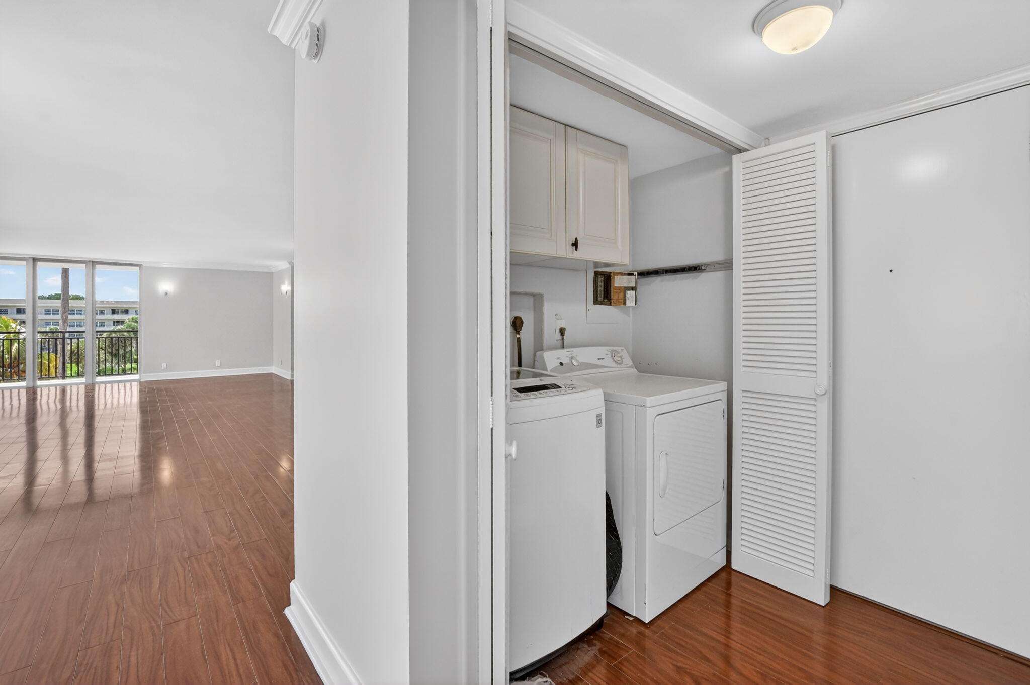 CLOISTER DEL MAR CONDO - Residential