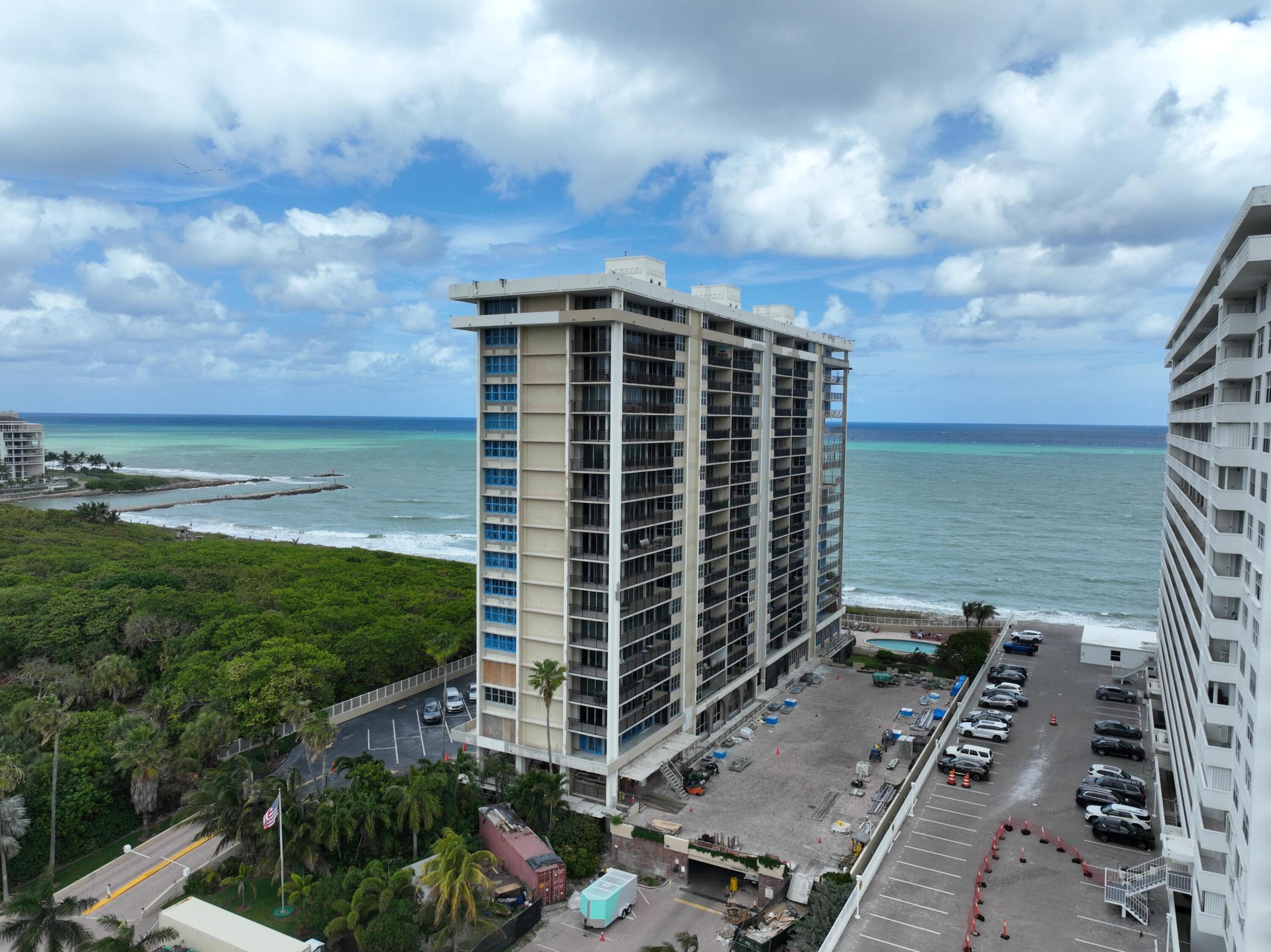 CLOISTER DEL MAR CONDO - Residential