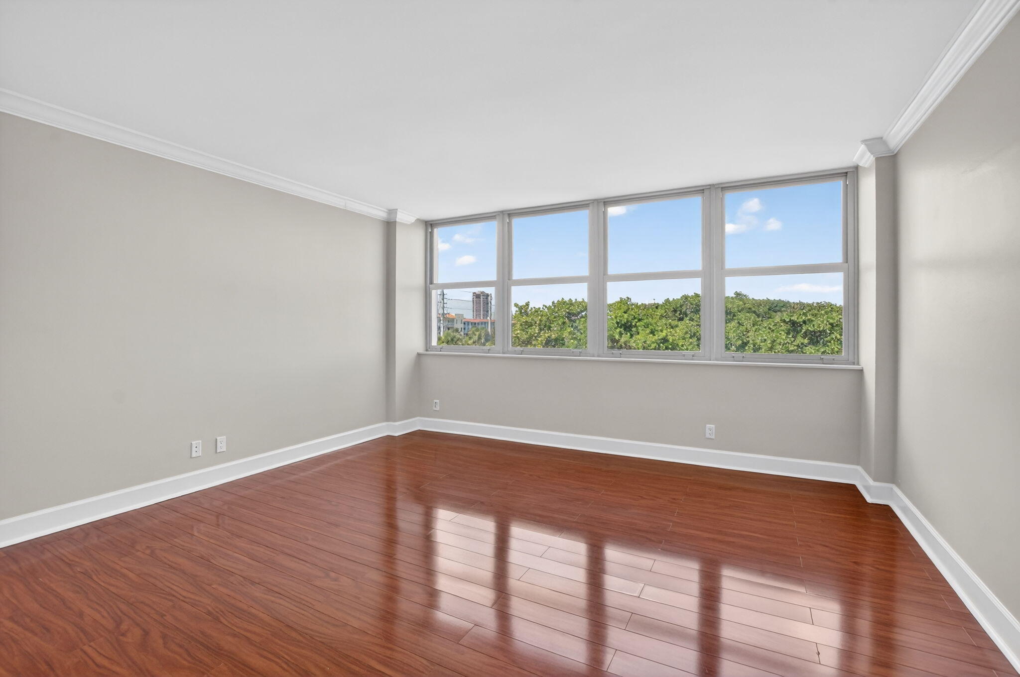 CLOISTER DEL MAR CONDO - Residential